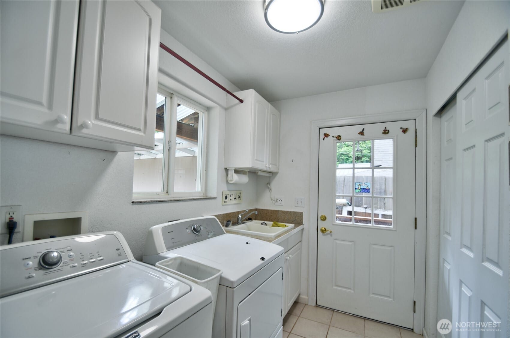 Brinnon, Washington, 98320, United States, 2 Bedrooms Bedrooms, ,Residential,For Sale,1771053