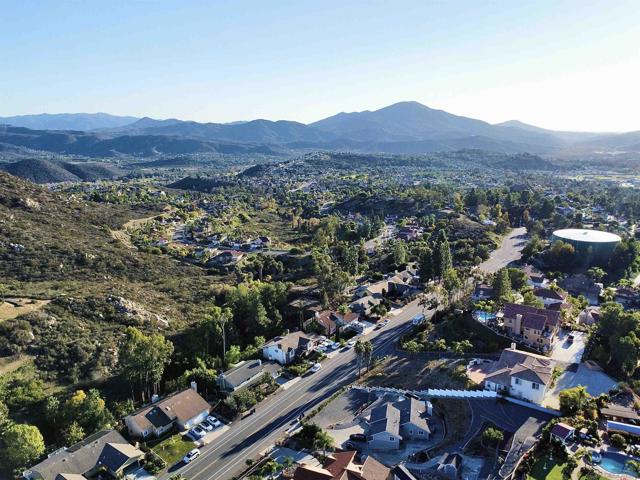 El Cajon, California, 92019, United States, 3 Bedrooms Bedrooms, ,2 BathroomsBathrooms,Residential,For Sale,2005974