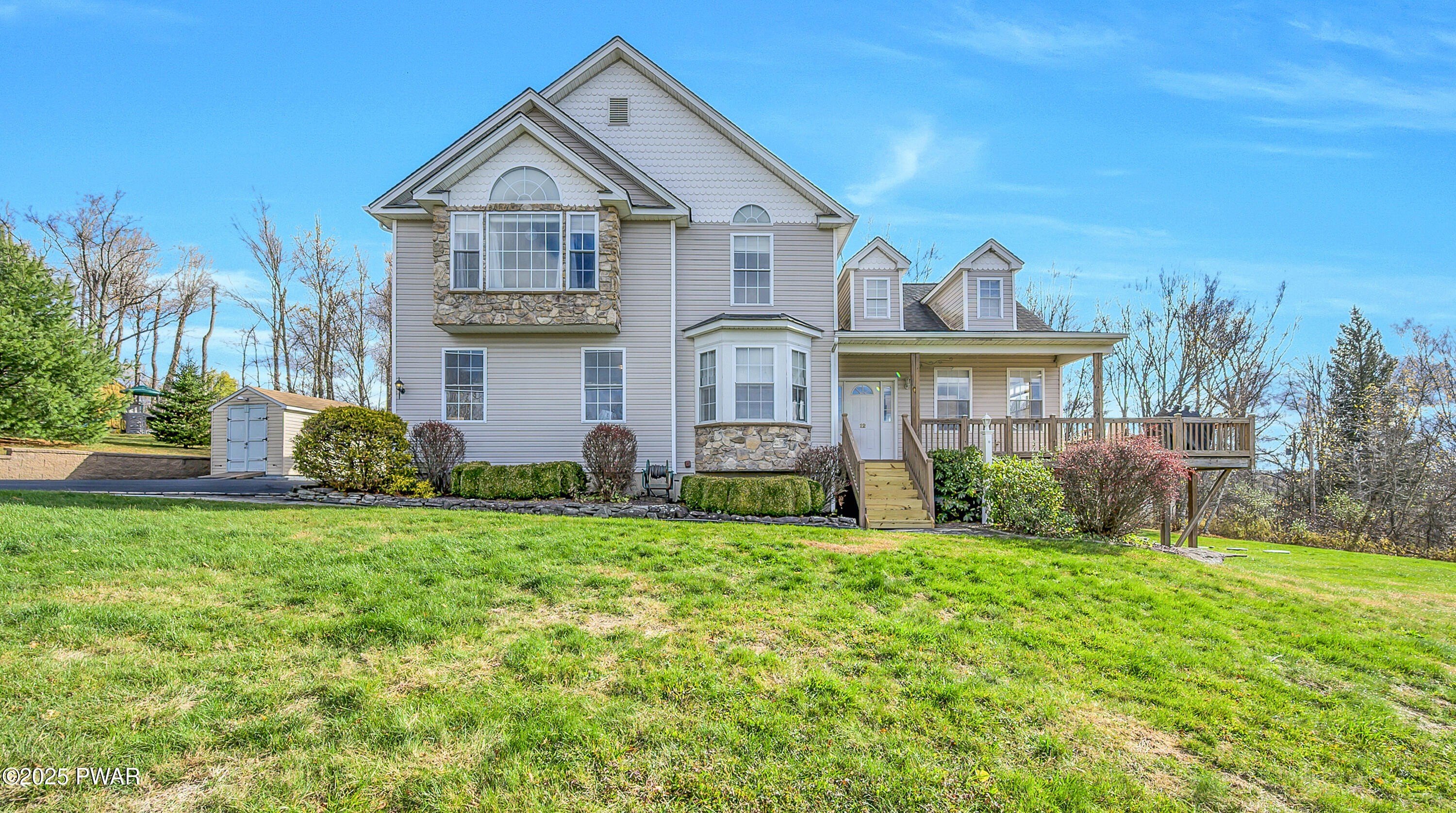 Moscow, Pennsylvania, 18444, United States, 4 Bedrooms Bedrooms, ,3 BathroomsBathrooms,Residential,For Sale,1987034