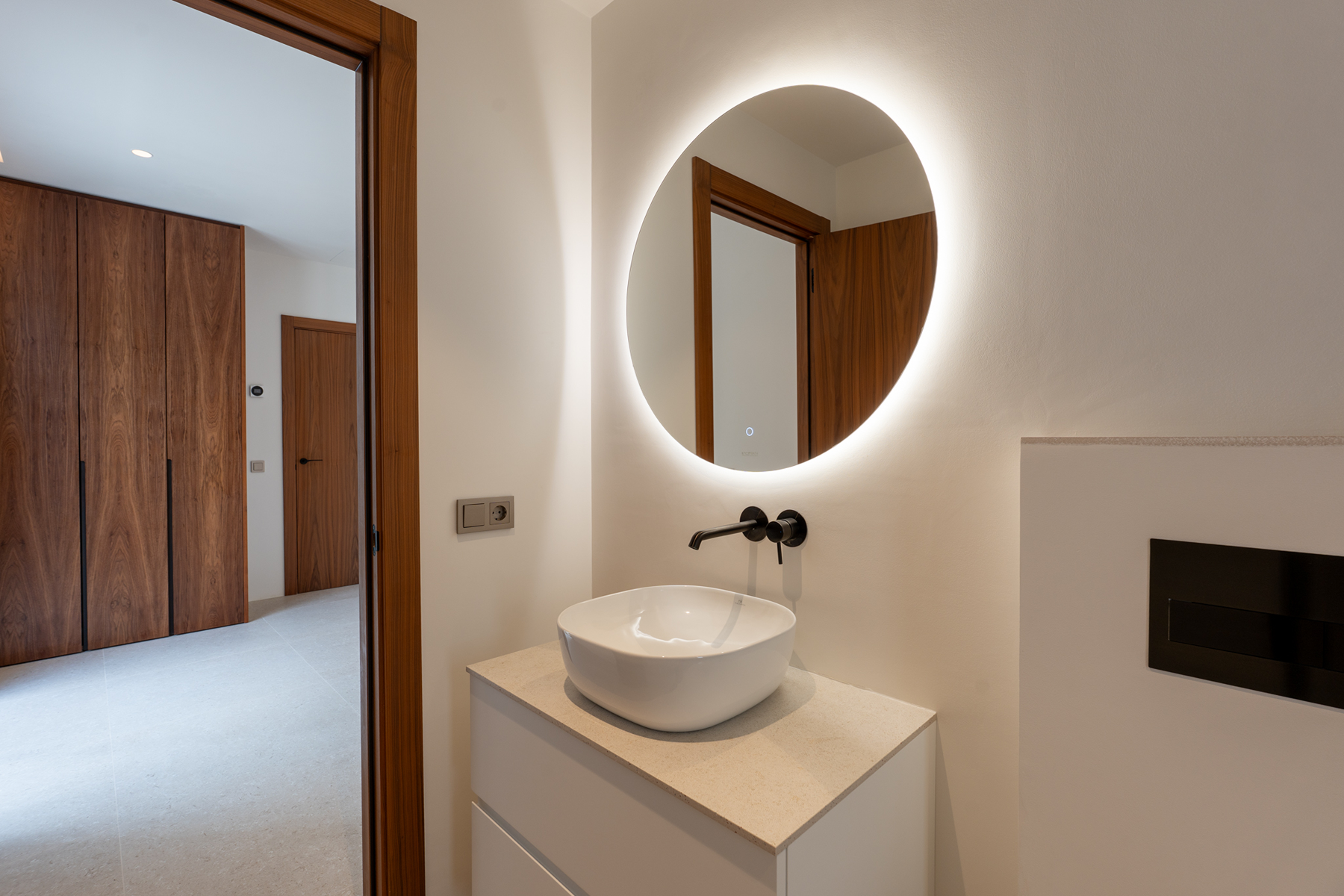  Villa with 7 brand new rooms in Santa Eulalia, Ibiza - 物件實景