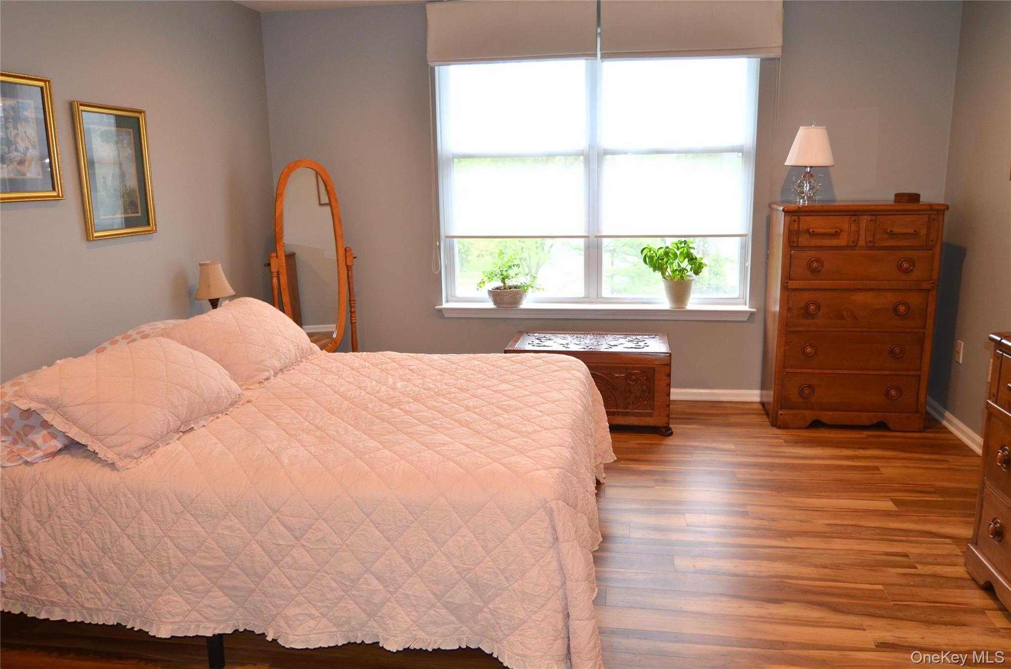 Haverstraw, New York, 10927, United States, 2 Bedrooms Bedrooms, ,2 BathroomsBathrooms,Residential,For Sale,1961426