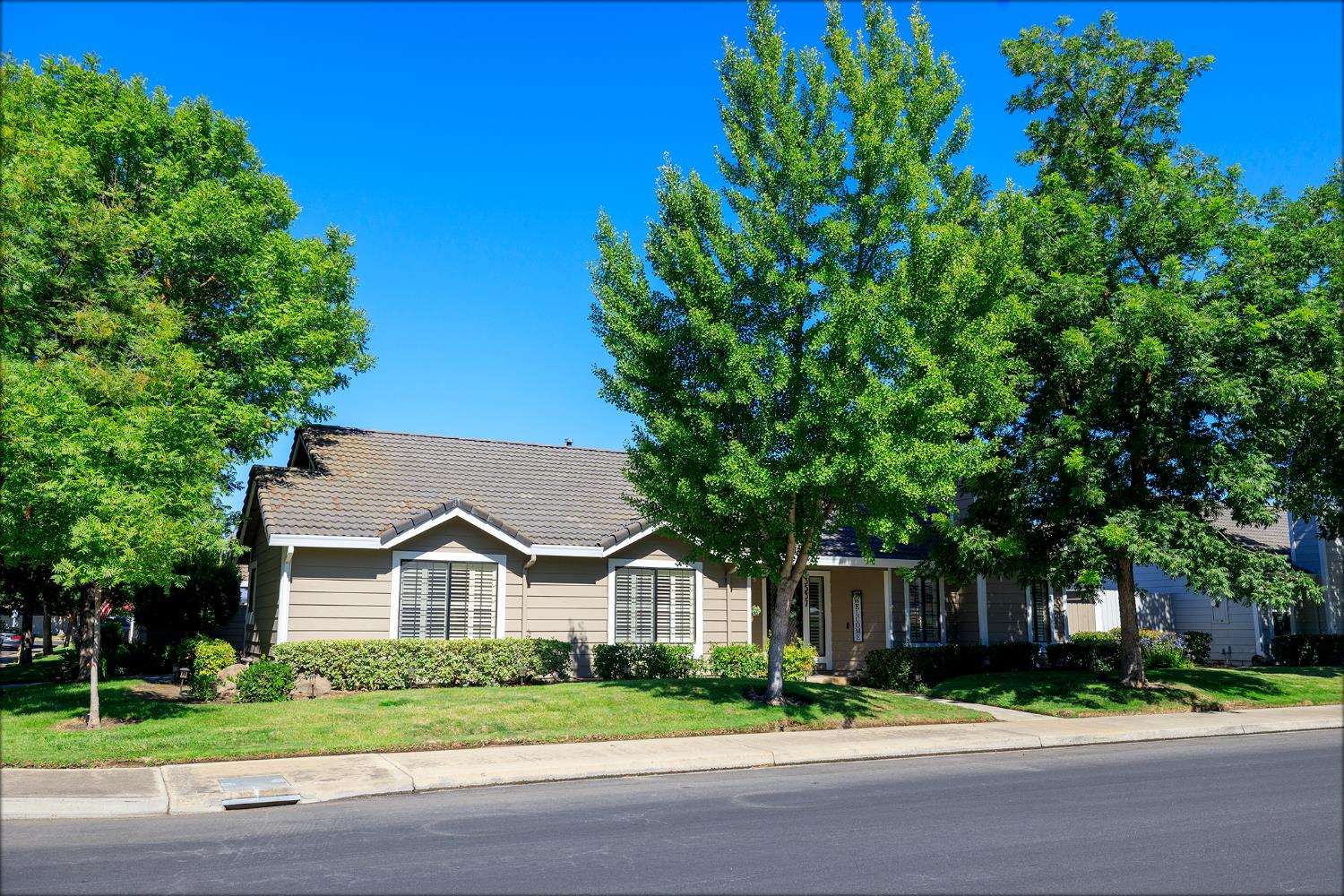 Modesto, California, 95356, United States, 2 Bedrooms Bedrooms, ,2 BathroomsBathrooms,Residential,For Sale,1892896