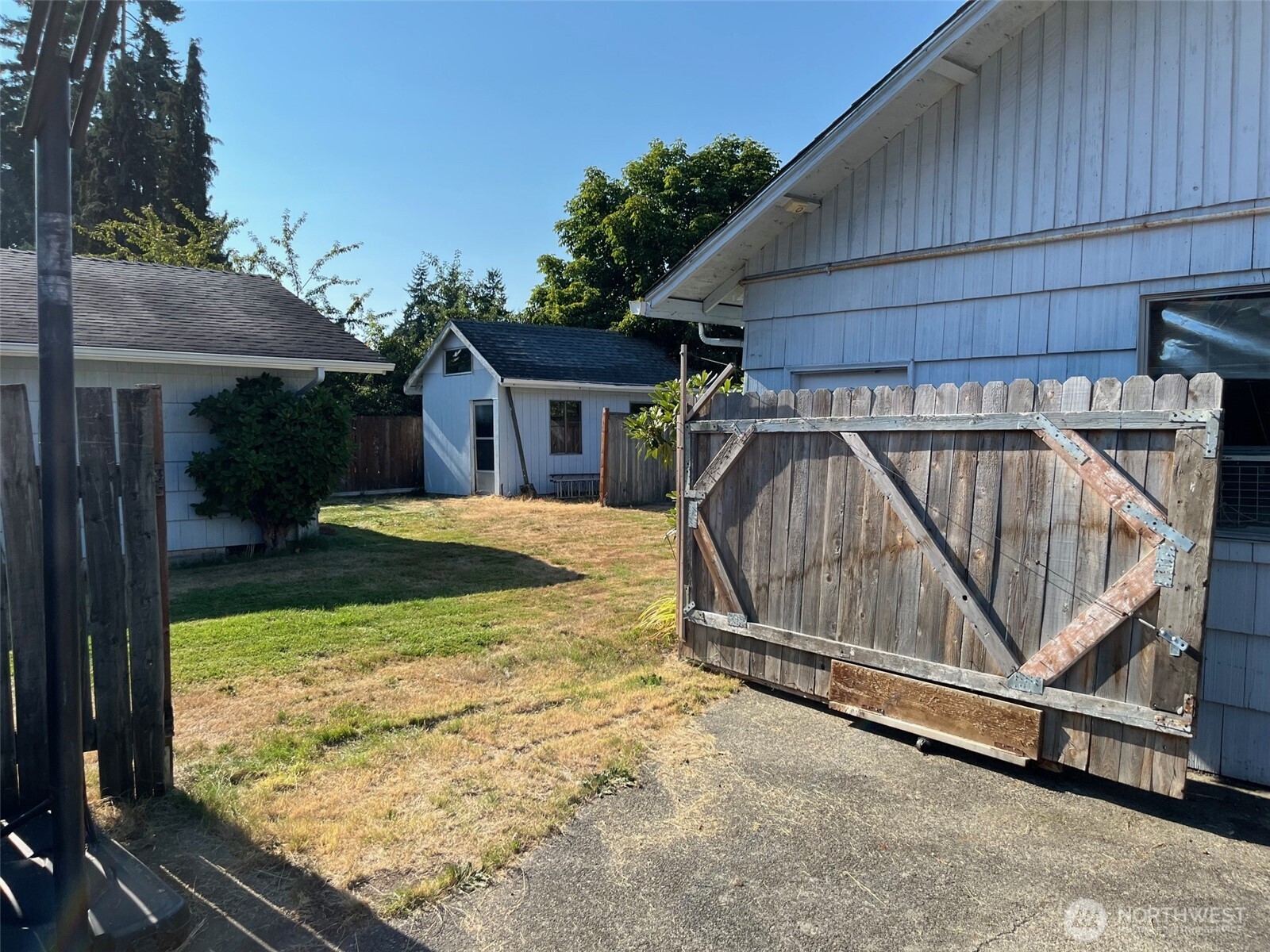 Auburn, Washington, 98002, United States, 5 Bedrooms Bedrooms, ,1 BathroomBathrooms,Residential,For Sale,1930988
