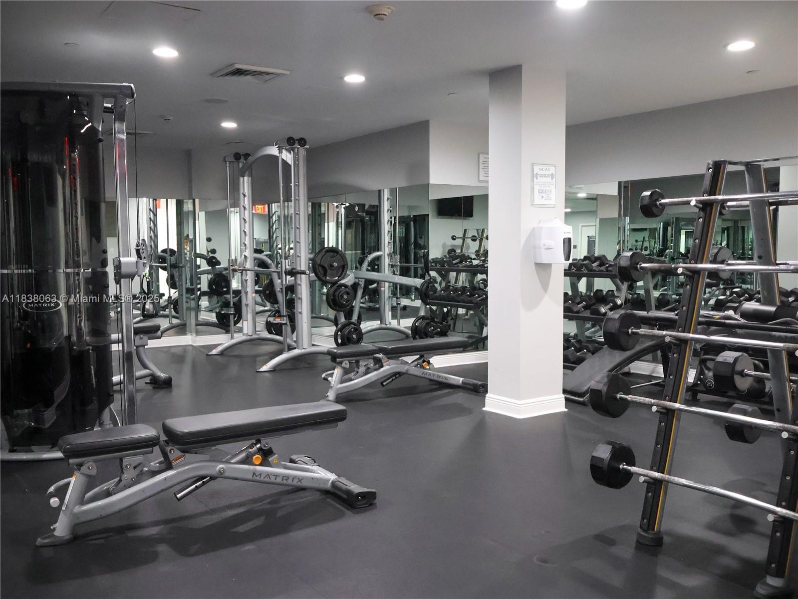 Miami, Florida, 33130, United States, 2 Bedrooms Bedrooms, ,2 BathroomsBathrooms,Residential,For Sale,1936974