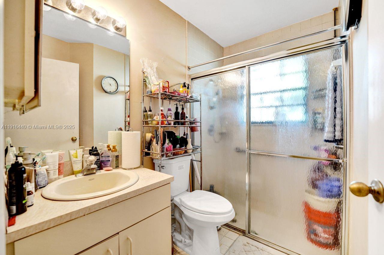 Miramar, Florida, 33025, United States, 3 Bedrooms Bedrooms, ,2 BathroomsBathrooms,Residential,For Sale,1996161