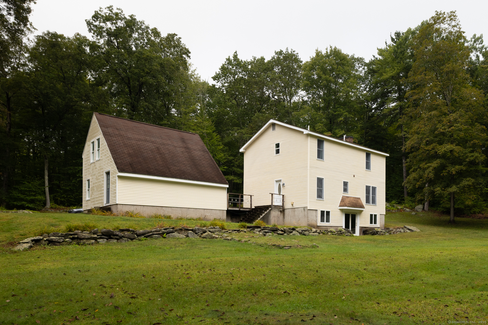 Litchfield, Connecticut, 06750, United States, 3 Bedrooms Bedrooms, ,3 BathroomsBathrooms,Residential,For Sale,1987794