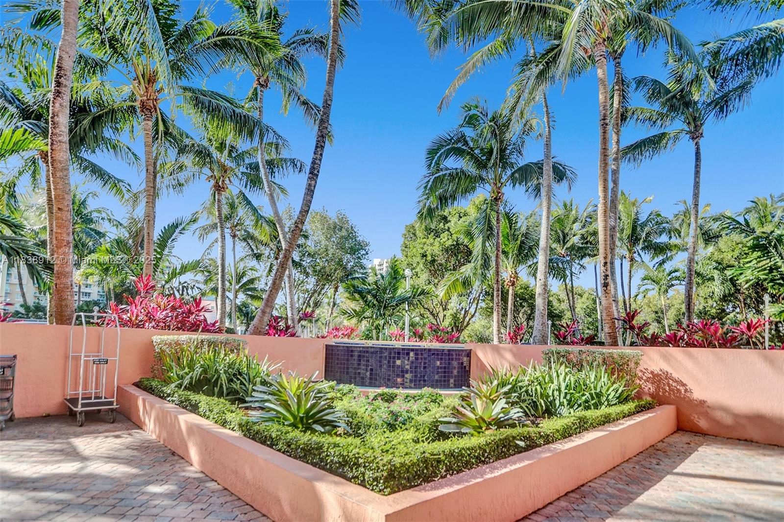 Aventura, Florida, 33180, United States, 2 Bedrooms Bedrooms, ,3 BathroomsBathrooms,Residential,For Sale,1910809