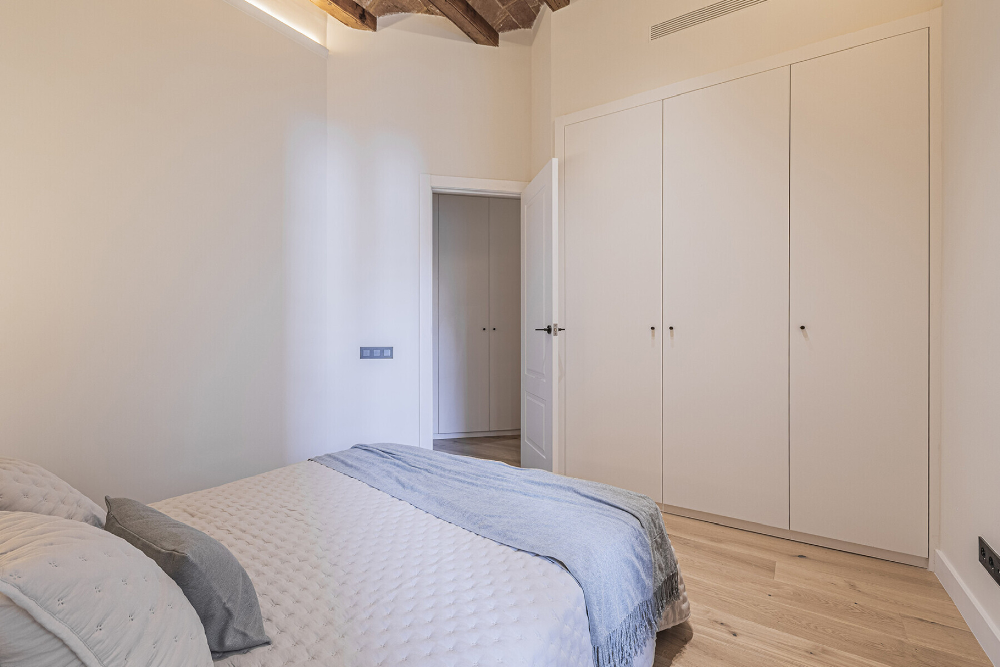  Elegant renovated residence in a majestic Eixample building - 物件實景