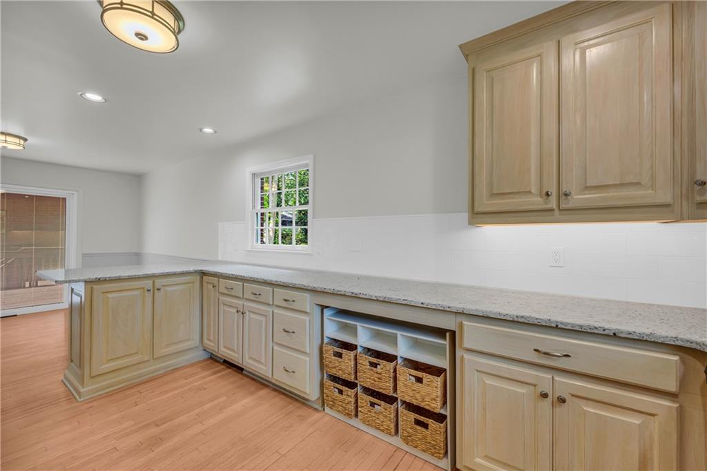 Dunwoody, Georgia, 30338, United States, 4 Bedrooms Bedrooms, ,3 BathroomsBathrooms,Residential,For Sale,1931149