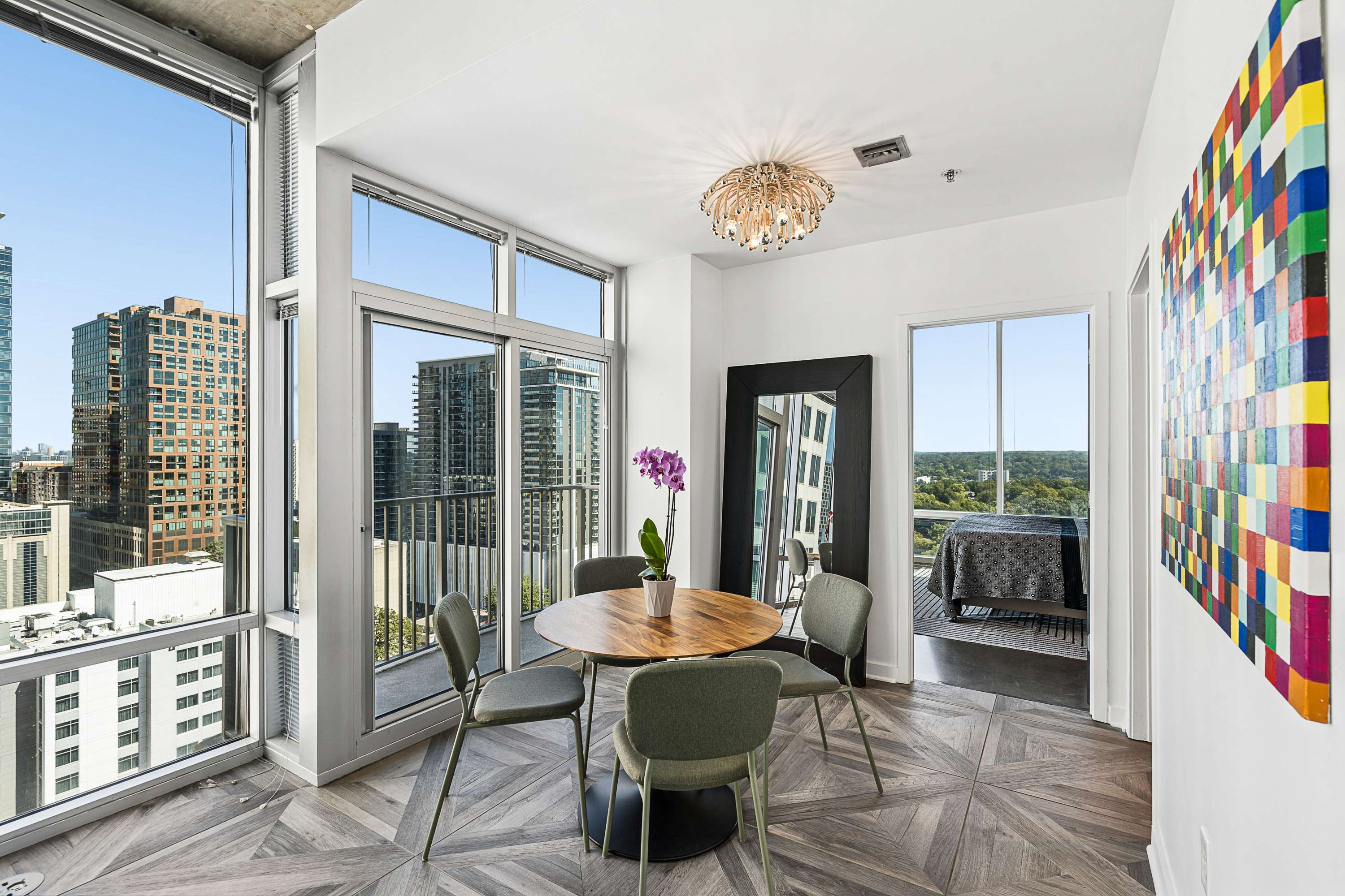 Beautifully Renovated Corner Residence at Metropolis North - 物件實景