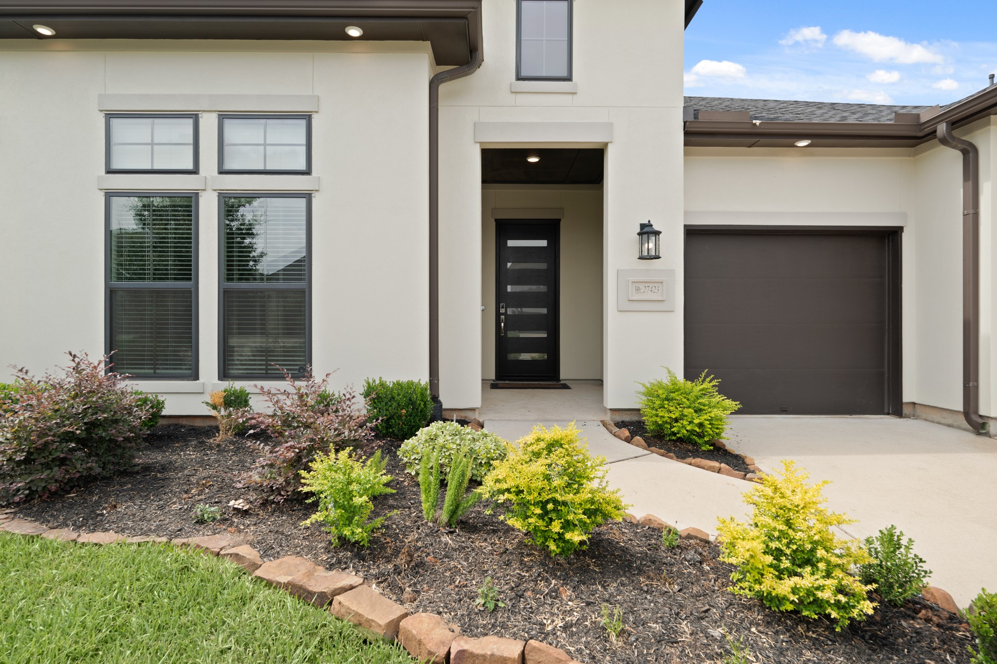 Katy, Texas, 77494, United States, 4 Bedrooms Bedrooms, ,3 BathroomsBathrooms,Residential,For Sale,1903819