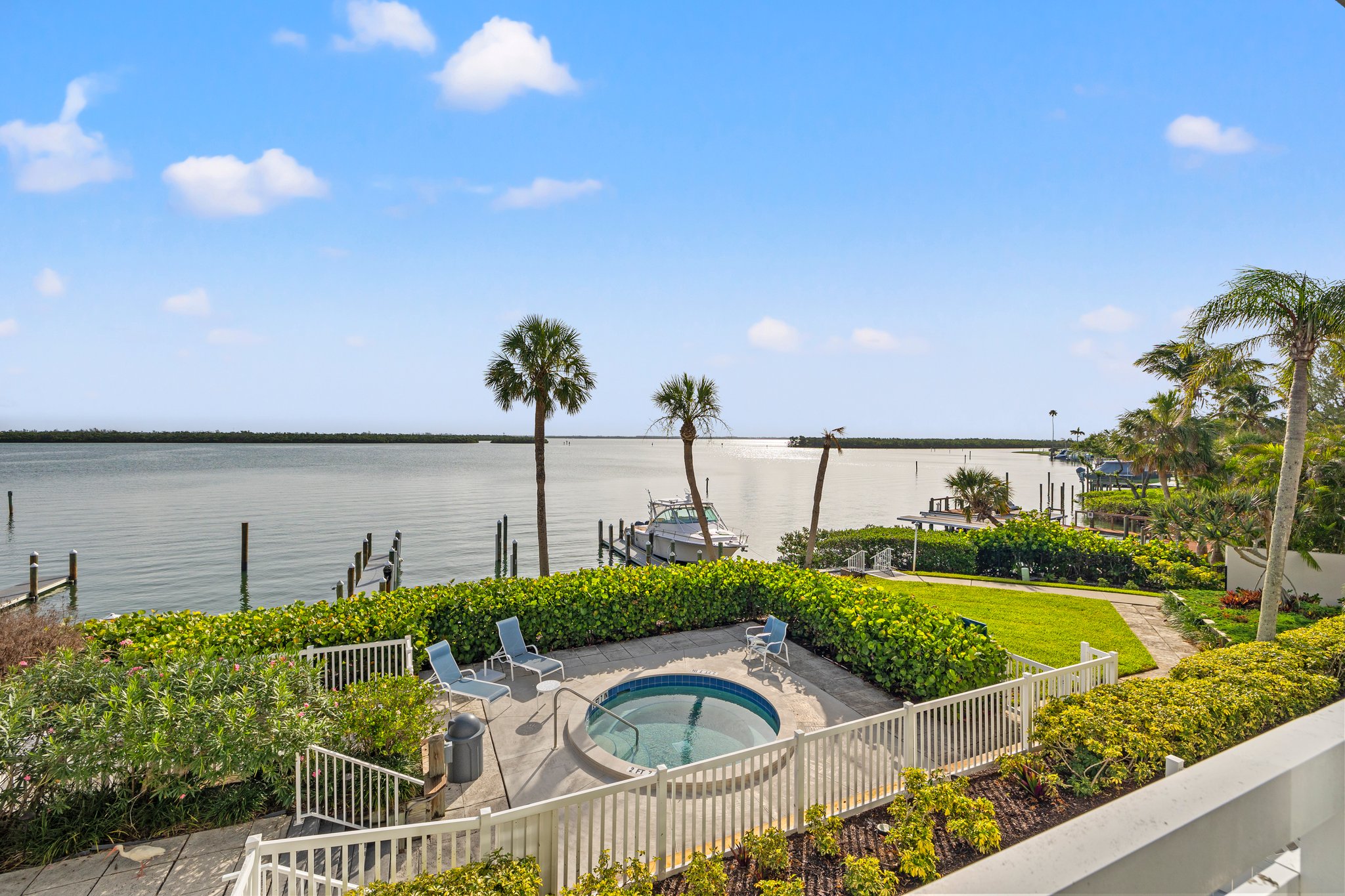 Longboat Key, Florida, 34228, United States, 2 Bedrooms Bedrooms, ,2 BathroomsBathrooms,Residential,For Sale,1851438