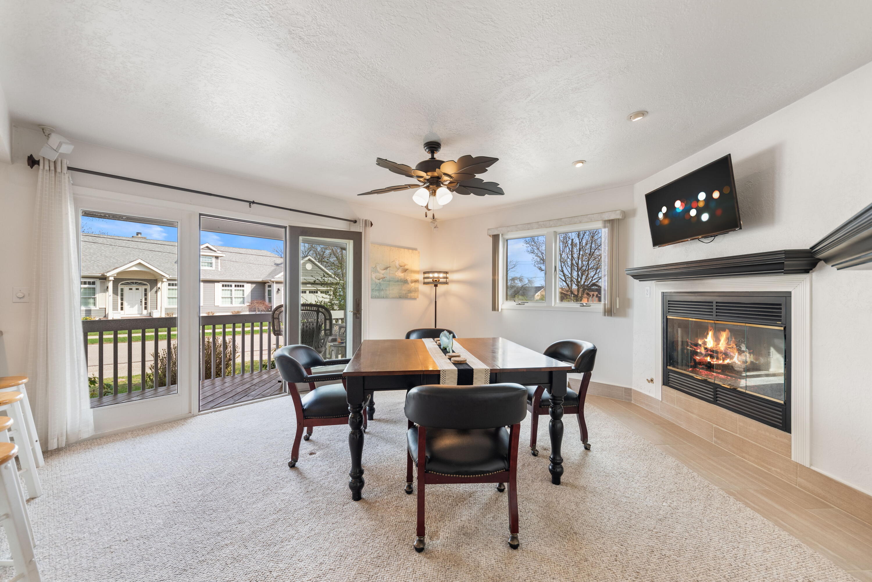 New Buffalo, Michigan, 49117, United States, 4 Bedrooms Bedrooms, ,5 BathroomsBathrooms,Residential,For Sale,1918730