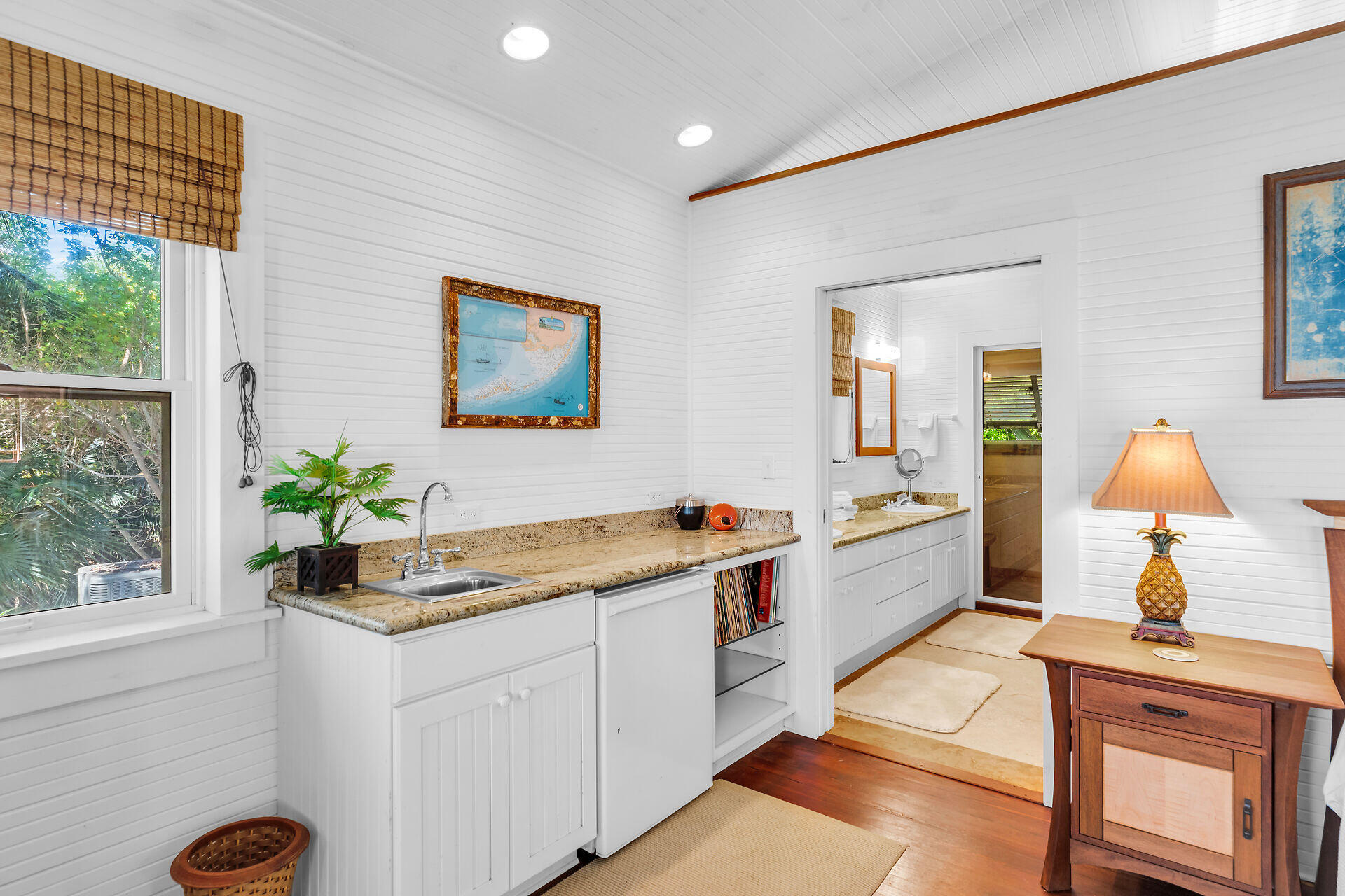 ISLAMORADA, Florida, 33070, United States, 3 Bedrooms Bedrooms, ,3 BathroomsBathrooms,Residential,For Sale,1837711