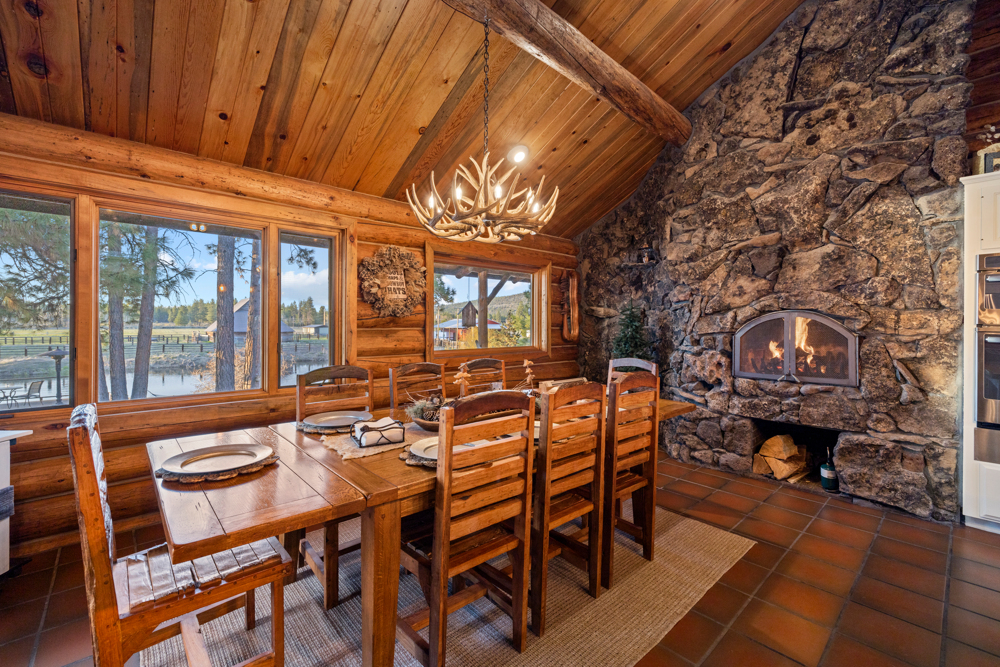 CHILOQUIN, Oregon, 97624, United States, 3 Bedrooms Bedrooms, ,3 BathroomsBathrooms,Residential,For Sale,1974697