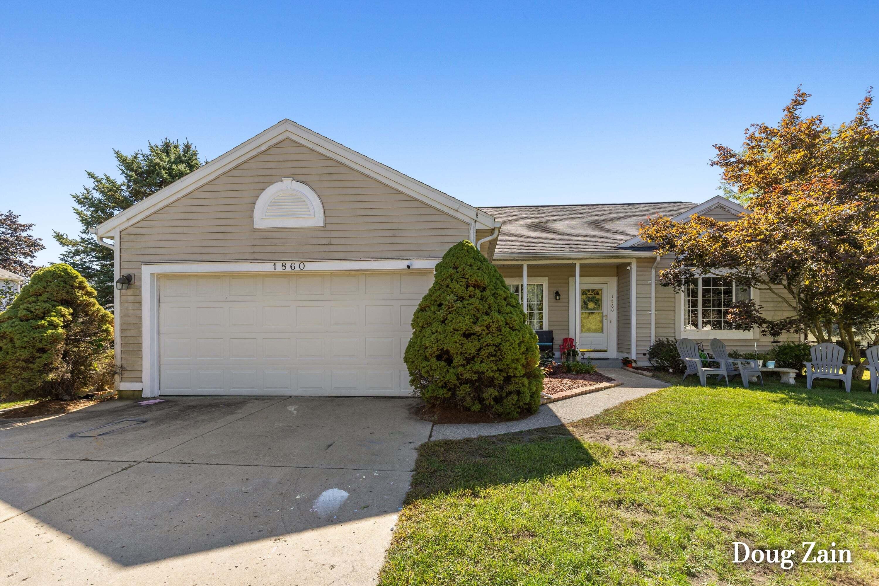 Sandrel Dr, Grand Rapids, MI 49505
