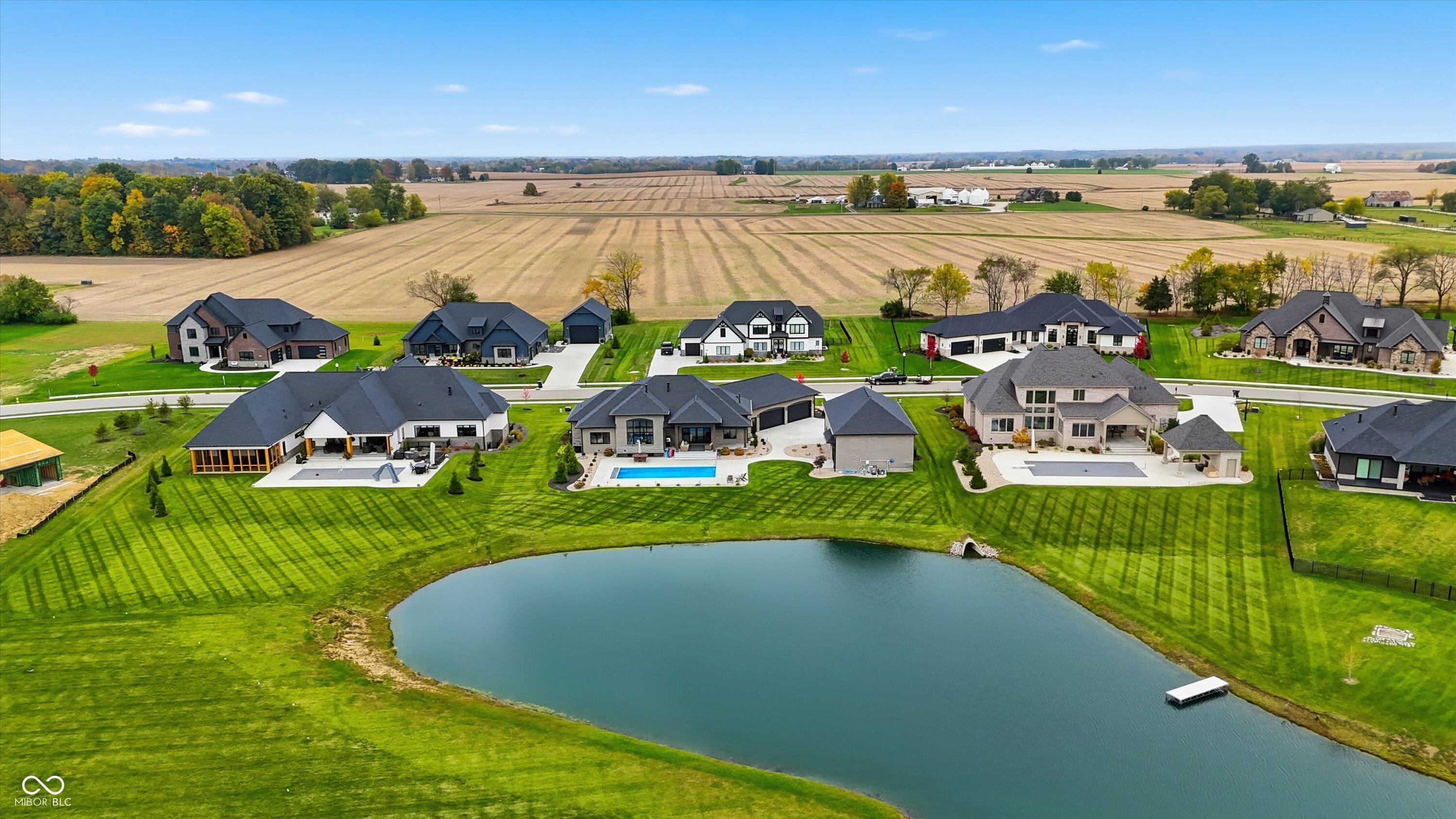 Bargersville, Indiana, 46106, United States, 5 Bedrooms Bedrooms, ,6 BathroomsBathrooms,Residential,For Sale,1983672