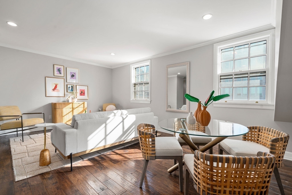 Boston, Massachusetts, 02114, United States, 2 Bedrooms Bedrooms, ,1 BathroomBathrooms,Residential,For Sale,1838865