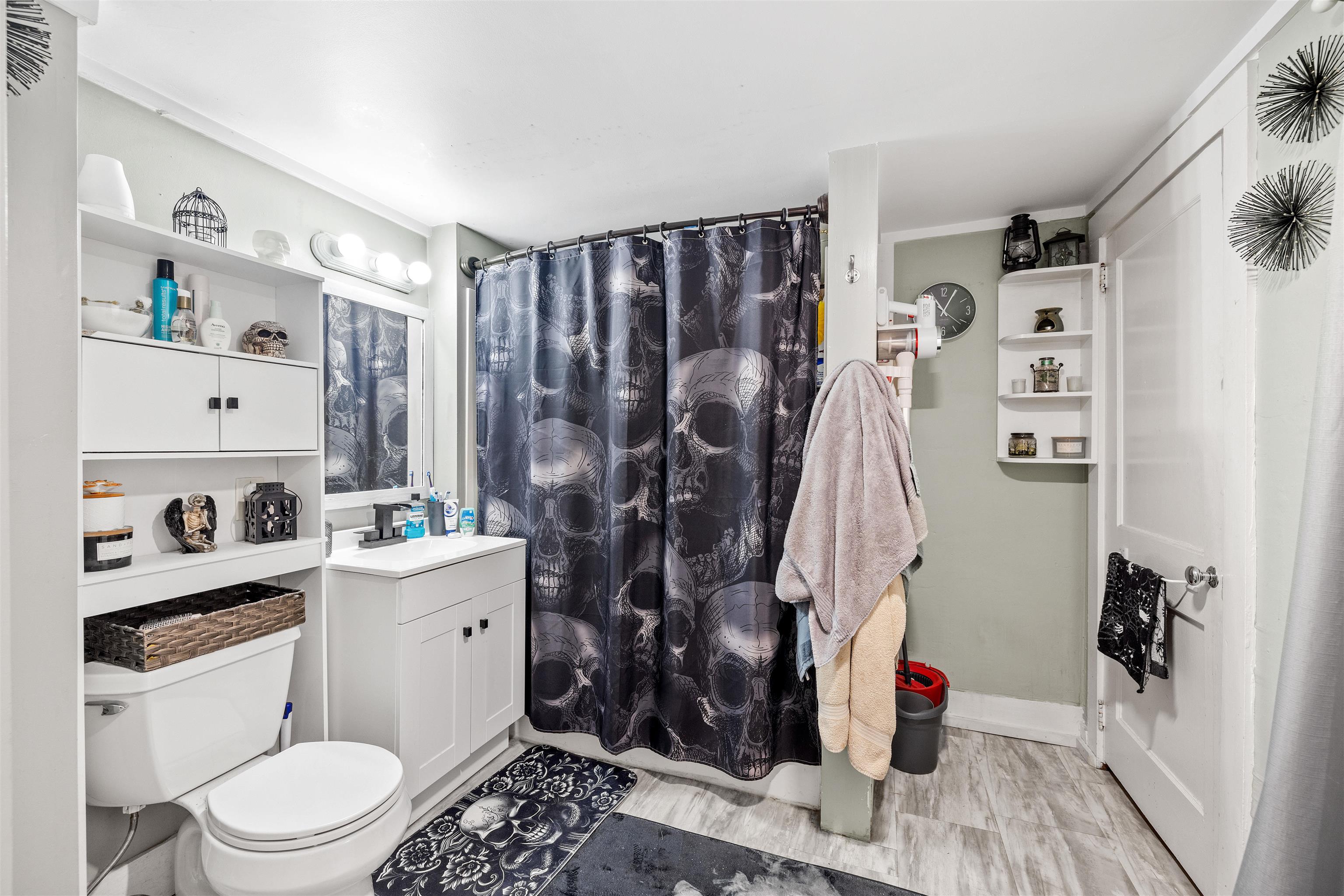 Farmington, New Hampshire, 03835, United States, ,Residential,For Sale,1805483