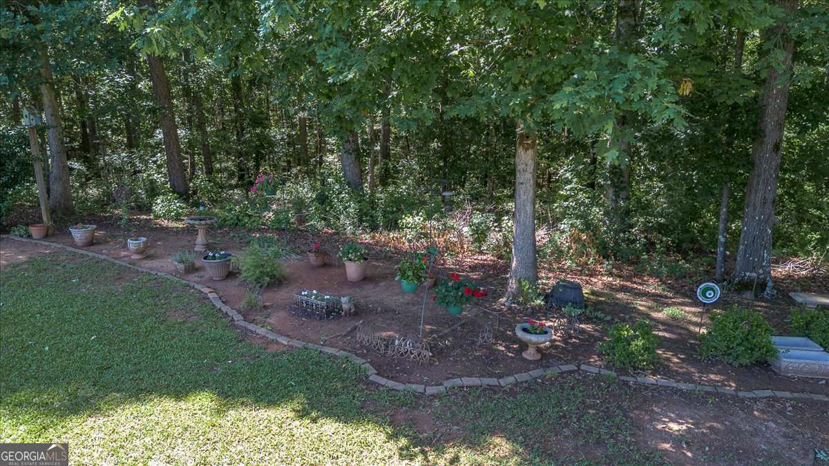Winder, Georgia, 30680, United States, 5 Bedrooms Bedrooms, ,4 BathroomsBathrooms,Residential,For Sale,1837840