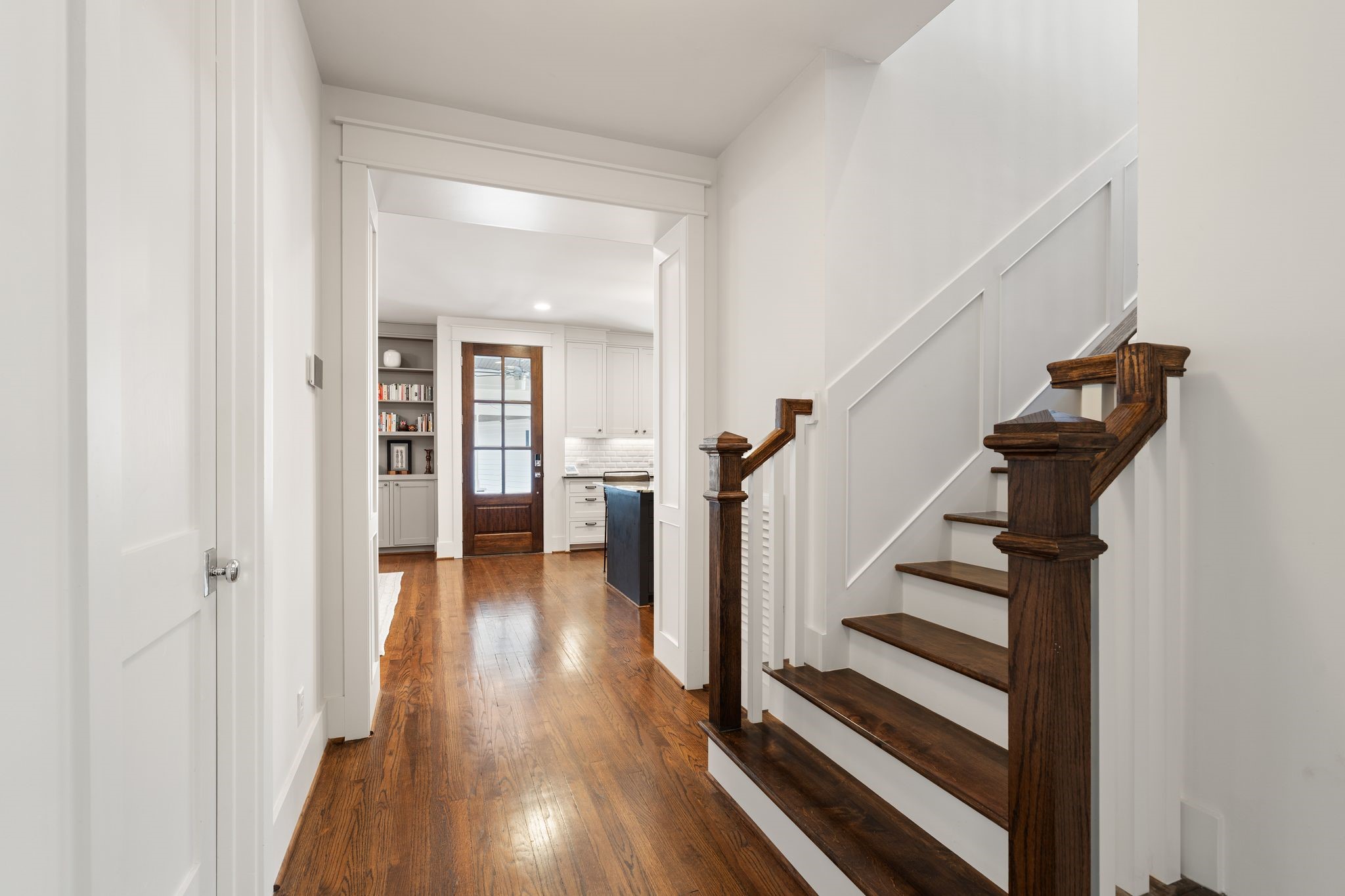  714 E 18th Street - 物件實景
