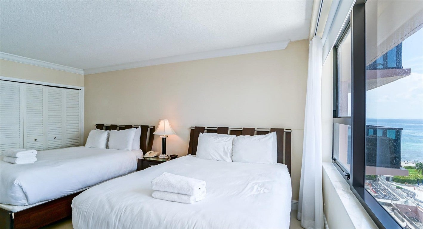 Miami Beach, Florida, 33140, United States, 2 Bedrooms Bedrooms, ,2 BathroomsBathrooms,Residential,For Sale,1974781