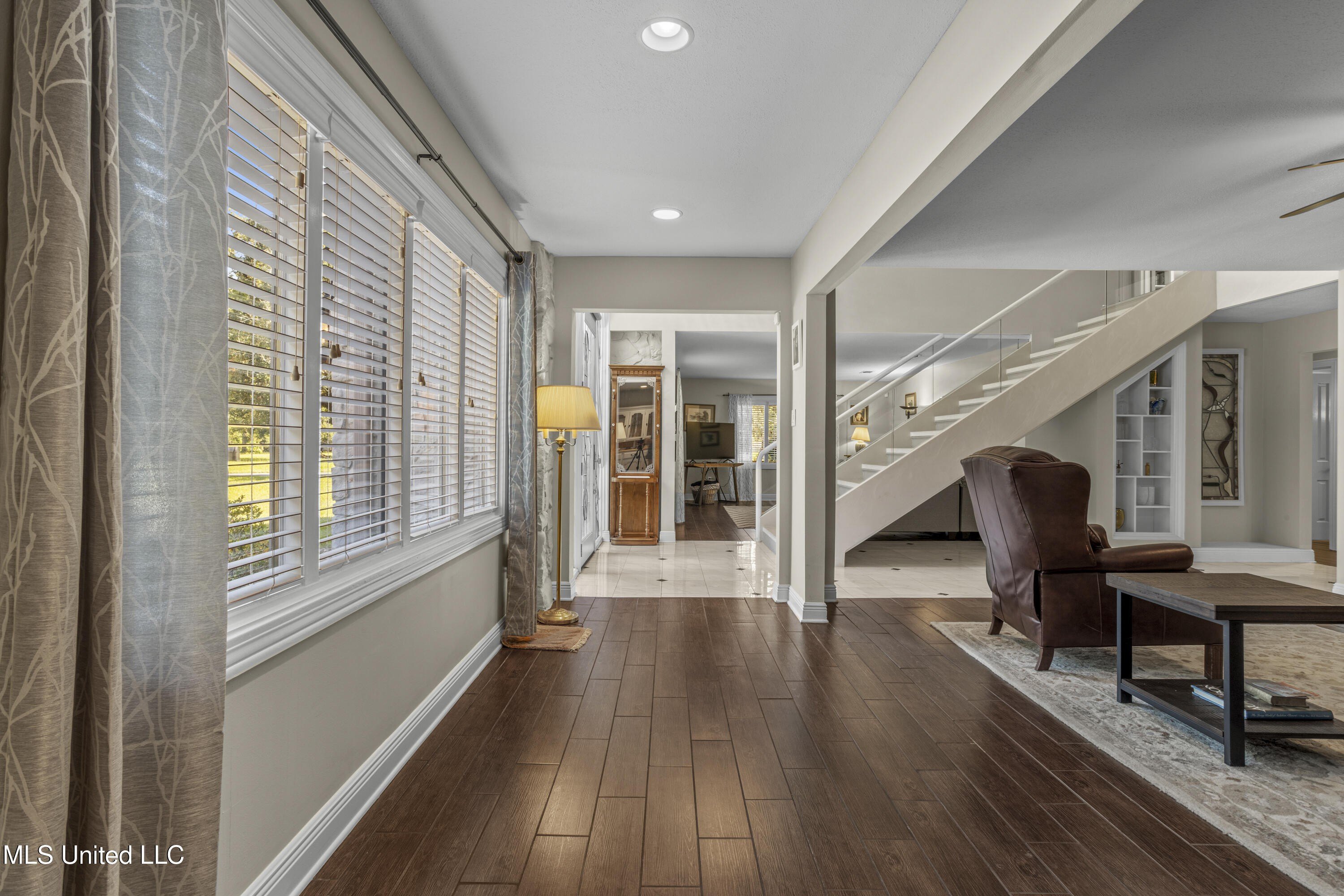 Gulfport, Mississippi, 39507, United States, 4 Bedrooms Bedrooms, ,4 BathroomsBathrooms,Residential,For Sale,1974539