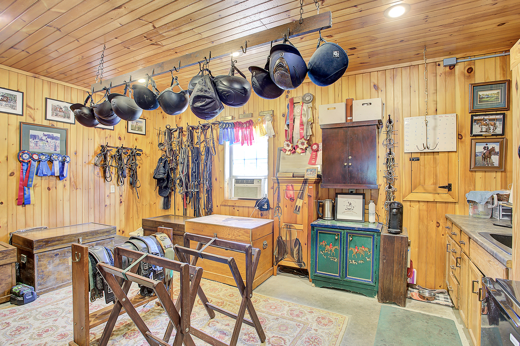  One of a Kind Well Appointed Custom Built Equestrian Property - 物件實景