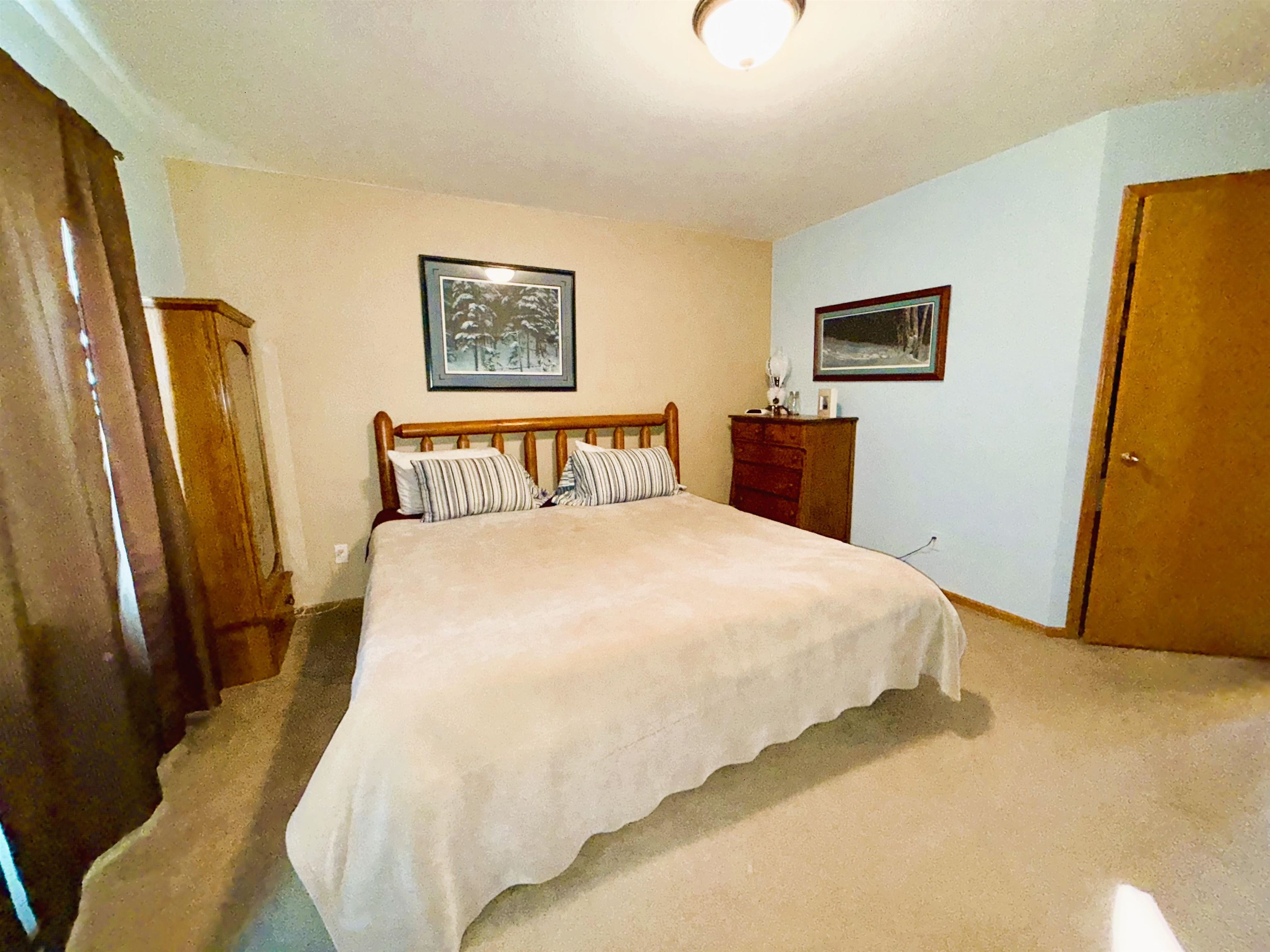 PEMBINE, Wisconsin, 54156, United States, 5 Bedrooms Bedrooms, ,4 BathroomsBathrooms,Residential,For Sale,1956450