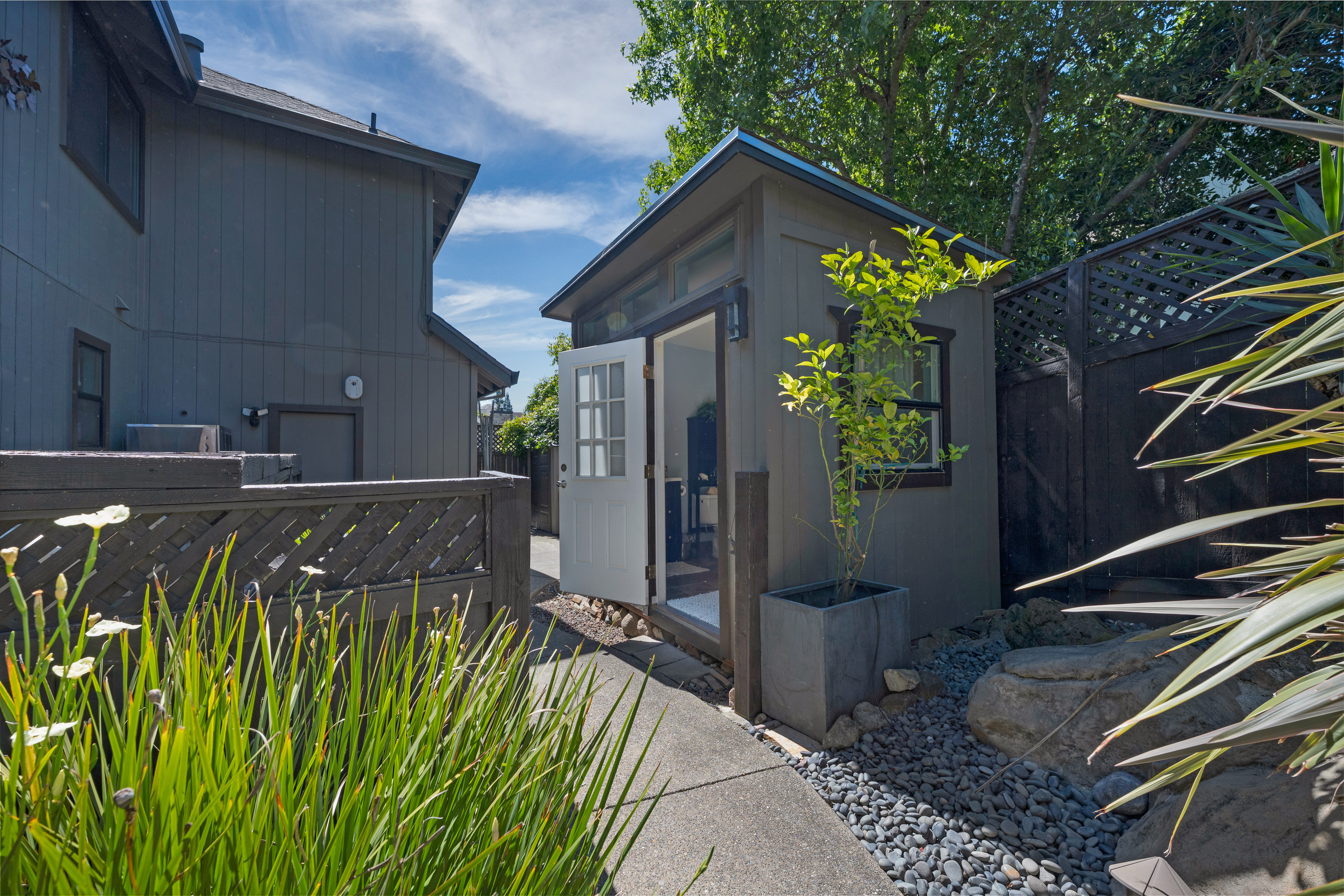  1515 San Ramon Way, Santa Rosa, CA 95409 - 物件實景