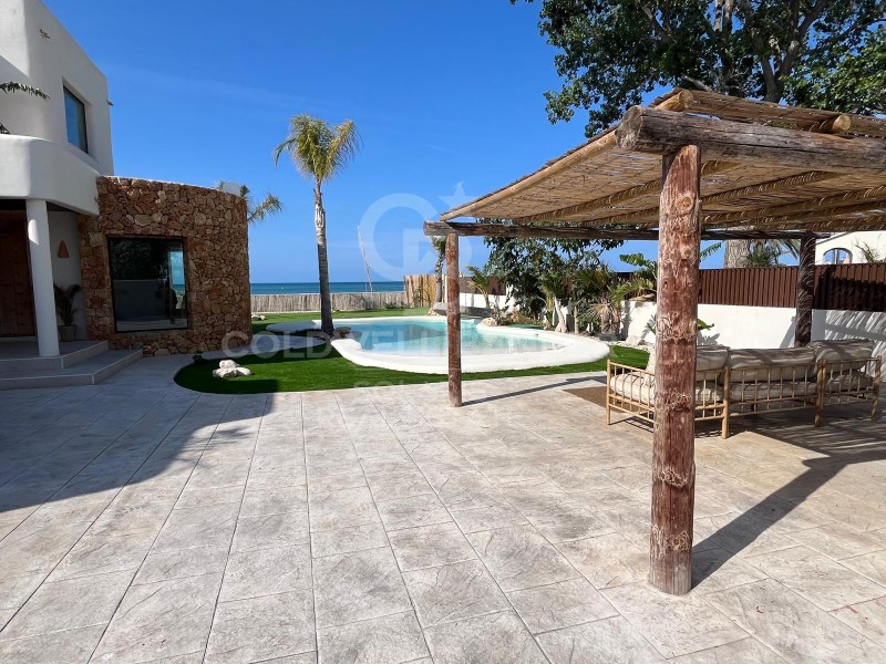 Alicante, D?nia, Les Marines/Las Marinas Alicante, Dénia, Comunidad Valenciana, ES, 4 Bedrooms Bedrooms, ,4 BathroomsBathrooms,Residential,For Sale,Alicante, D?nia, Les Marines/Las Marinas Alicante,1627635