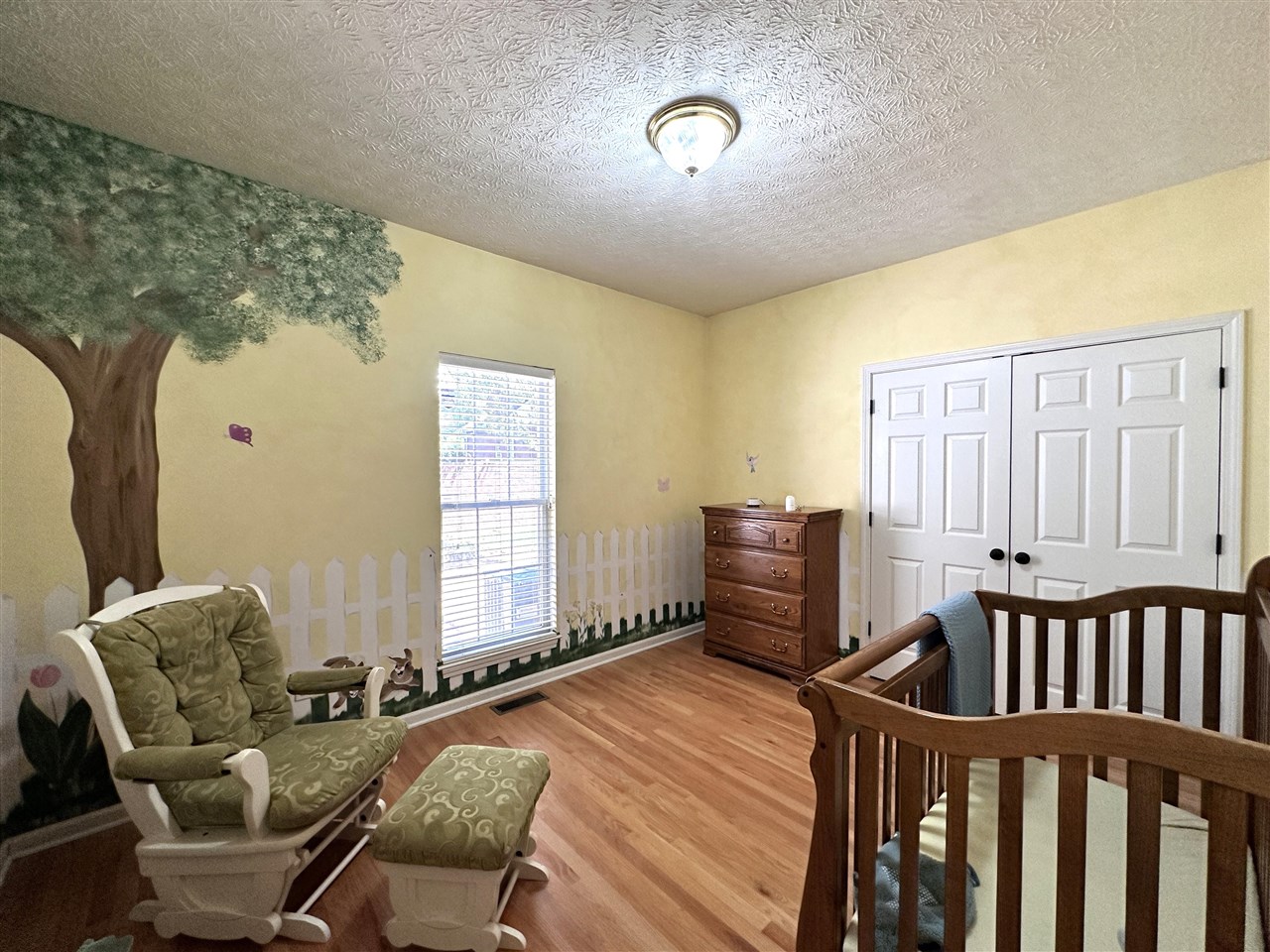 Bowling Green, Kentucky, 42104, United States, 5 Bedrooms Bedrooms, ,3 BathroomsBathrooms,Residential,For Sale,1907465