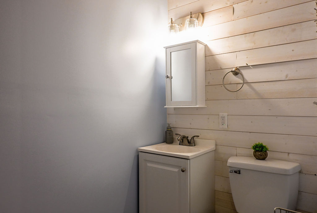 Sidney, Maine, 04330, United States, 3 Bedrooms Bedrooms, ,3 BathroomsBathrooms,Residential,For Sale,2007765