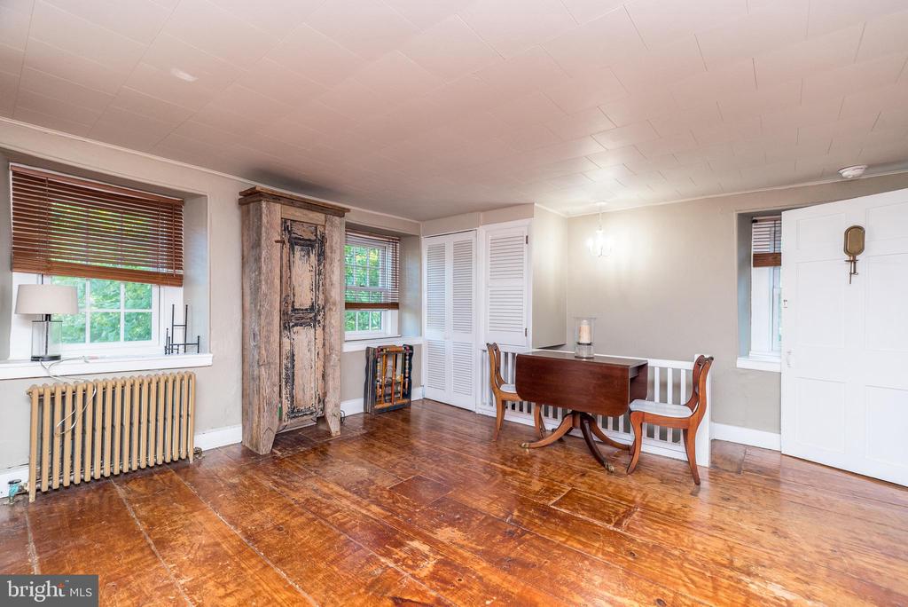 Ottsville, Pennsylvania, 18942, United States, 3 Bedrooms Bedrooms, ,3 BathroomsBathrooms,Residential,For Sale,1950550