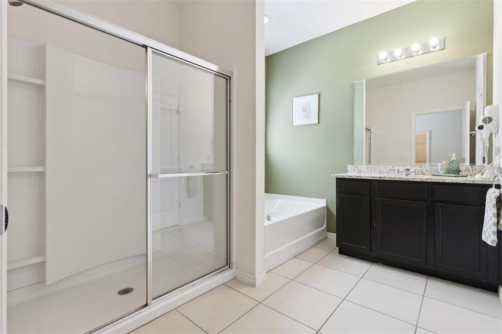 Davenport, Florida, 33837, United States, 6 Bedrooms Bedrooms, ,5 BathroomsBathrooms,Residential,For Sale,1955201