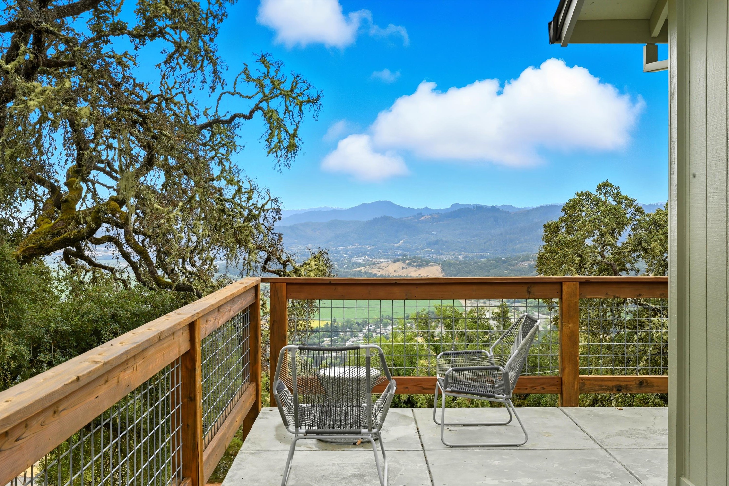  Exceptional Estate Perched On Over 11± Private Acres - 物件實景