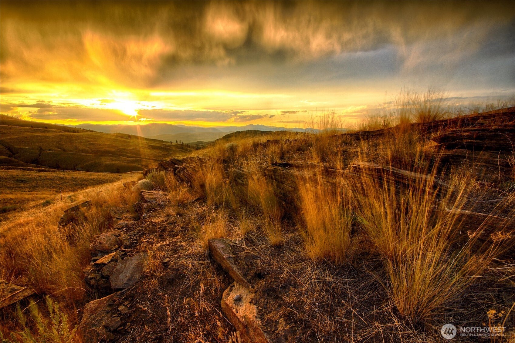 Tonasket, Washington, 98855, United States, 3 Bedrooms Bedrooms, ,2 BathroomsBathrooms,Residential,For Sale,2001750