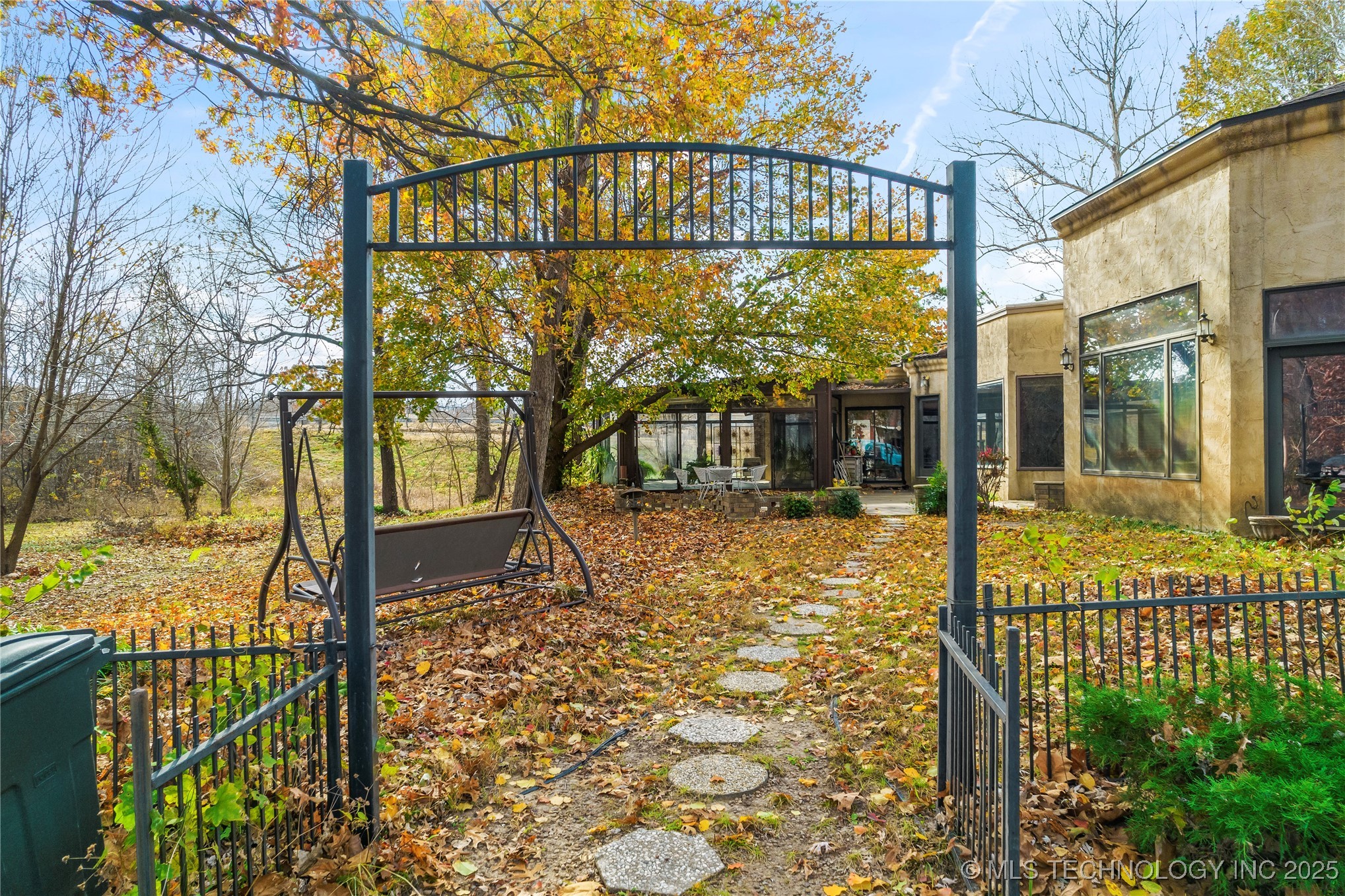Broken Arrow, Oklahoma, 74014, United States, 3 Bedrooms Bedrooms, ,3 BathroomsBathrooms,Residential,For Sale,1846859
