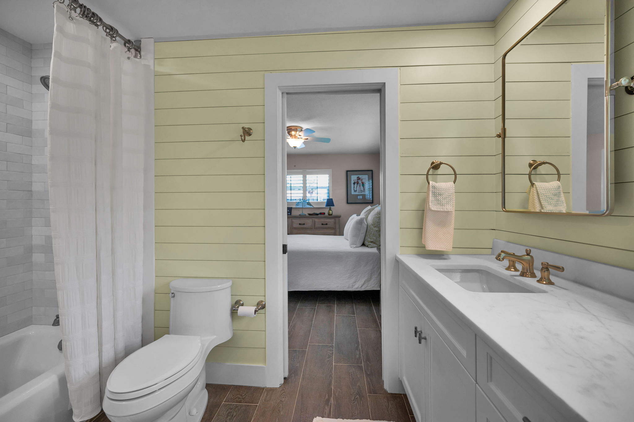 St Petersburg, Florida, 33703, United States, 4 Bedrooms Bedrooms, ,3 BathroomsBathrooms,Residential,For Sale,1978536