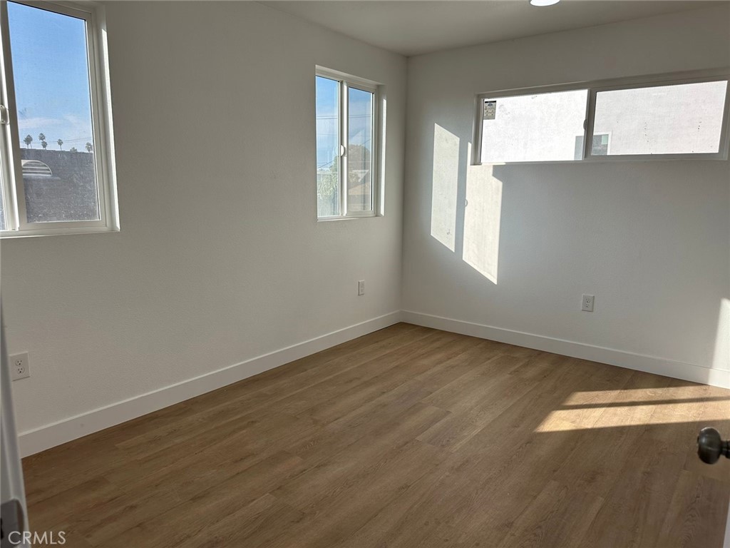 LOS ANGELES, California, 90001, United States, ,Residential,For Sale,1810570