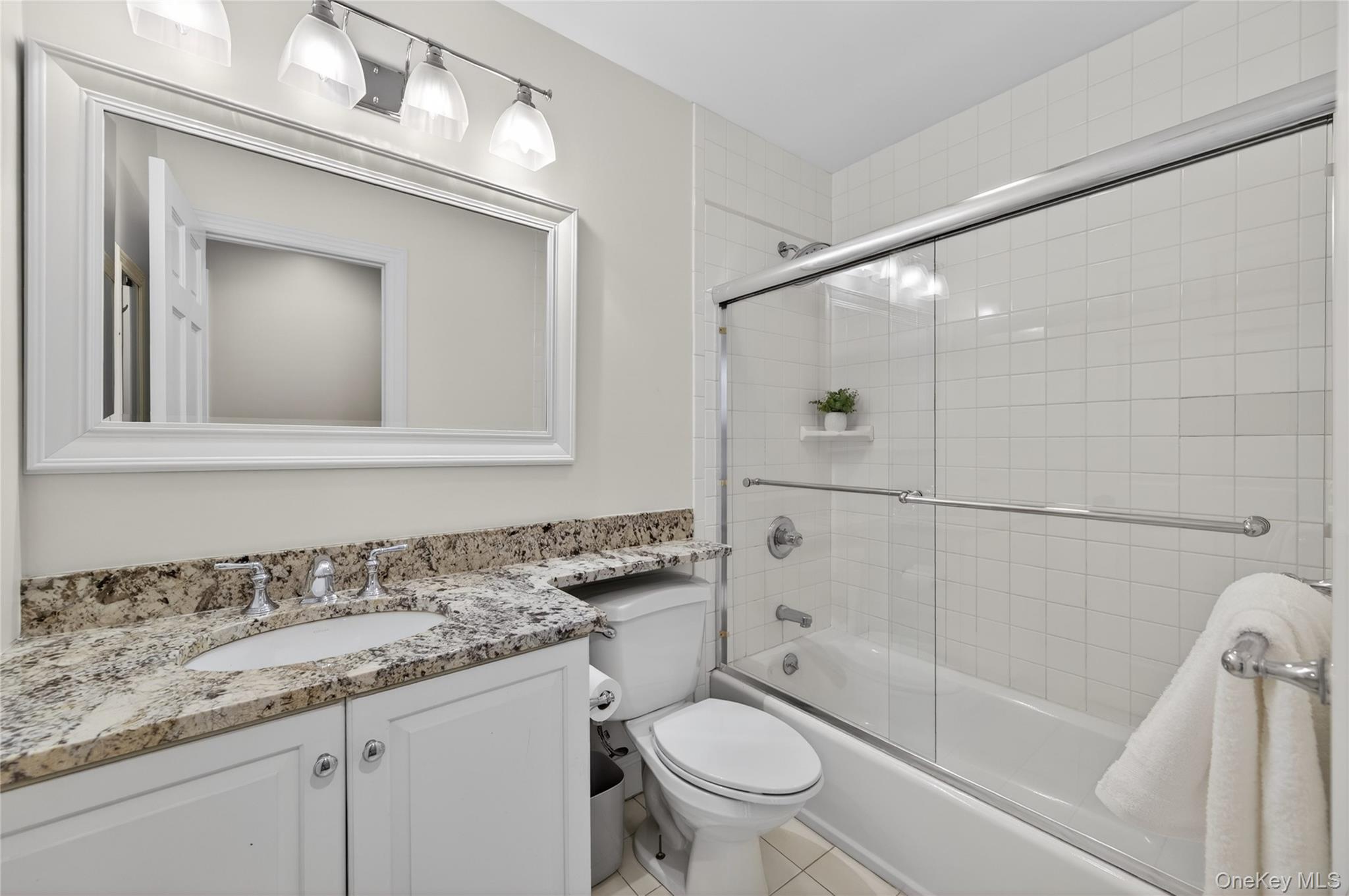  21 Midland Street, Cold Spring Harbor, NY 11724 - 物件實景