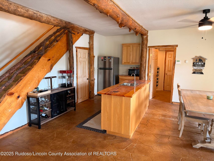 Ruidoso, New Mexico, 88345, United States, 3 Bedrooms Bedrooms, ,5 BathroomsBathrooms,Residential,For Sale,1979549