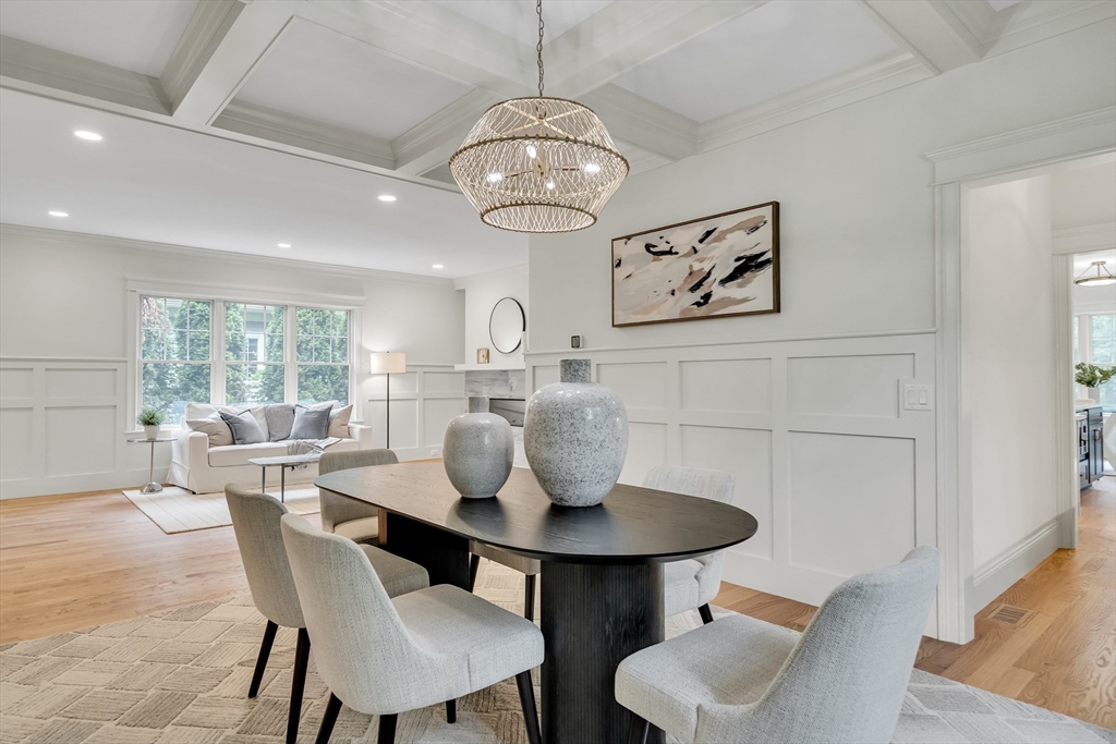 Lexington, Massachusetts, 02421, United States, 5 Bedrooms Bedrooms, ,5 BathroomsBathrooms,Residential,For Sale,1849755