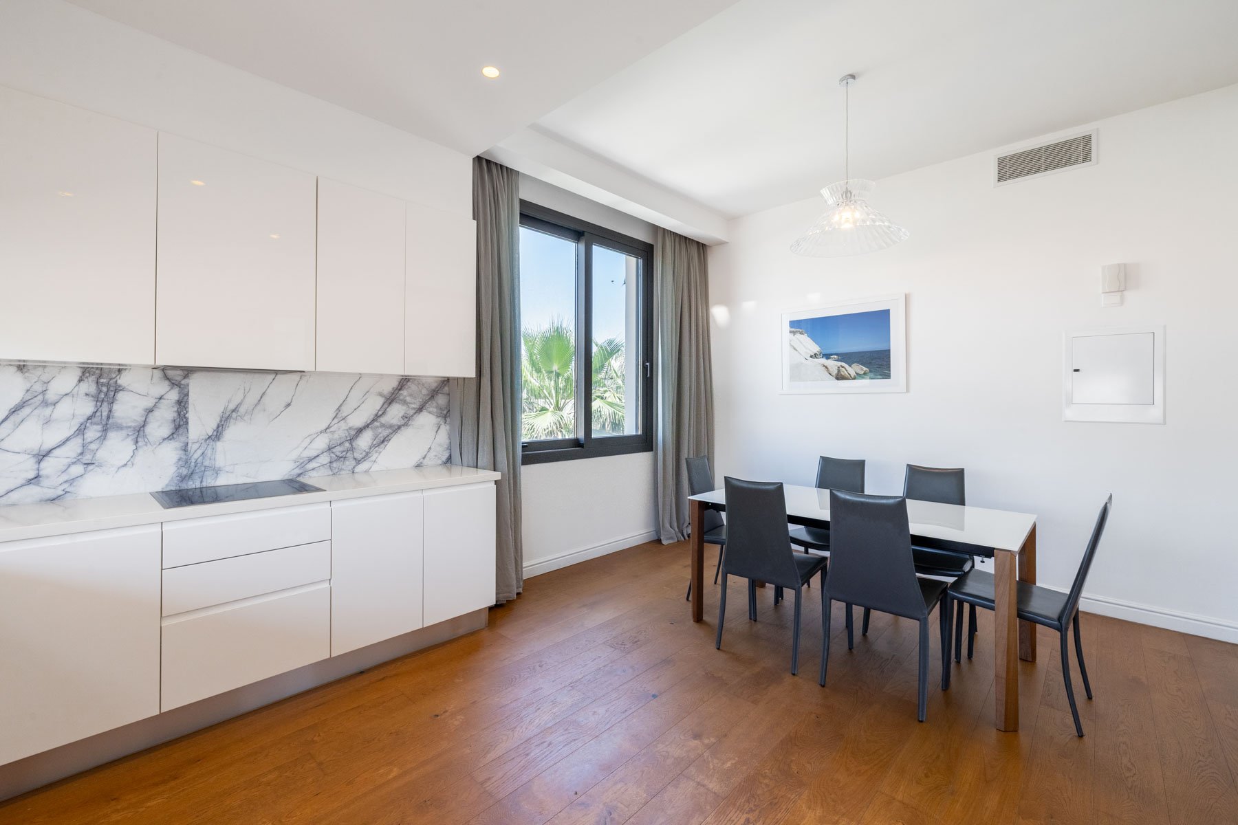  Furnished 3-Bedroom Duplex in a Gated Complex in Germasogeia, Limassol - 物件實景