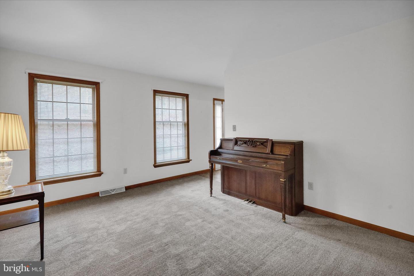 Lebanon, Pennsylvania, 17042, United States, 4 Bedrooms Bedrooms, ,3 BathroomsBathrooms,Residential,For Sale,1998150