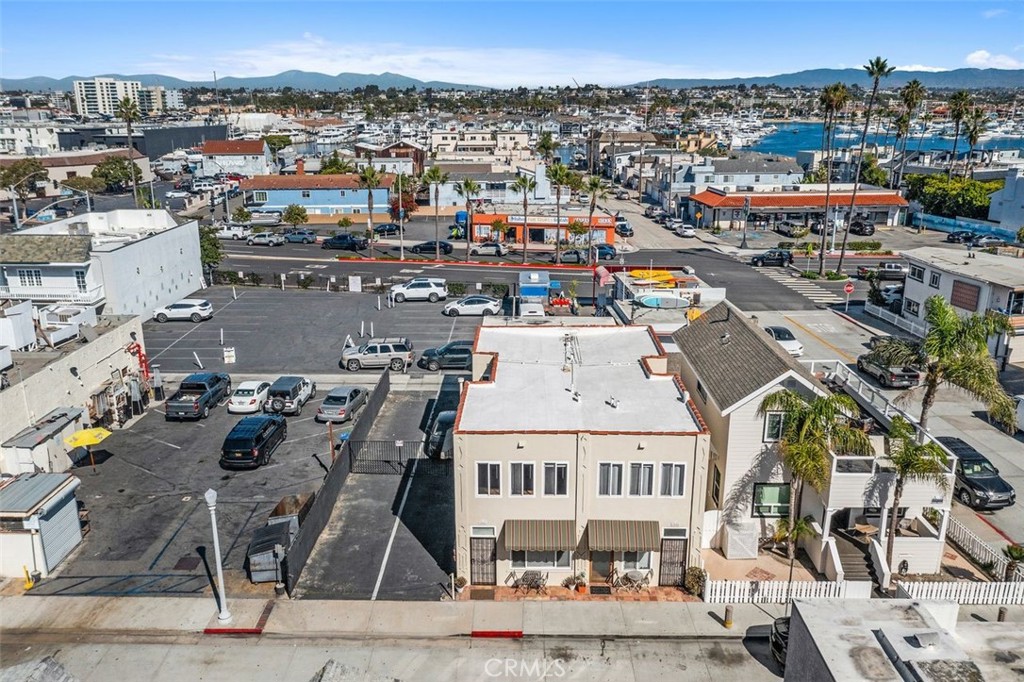 Newport Beach, California, 92663, United States, ,Residential,For Sale,1987612