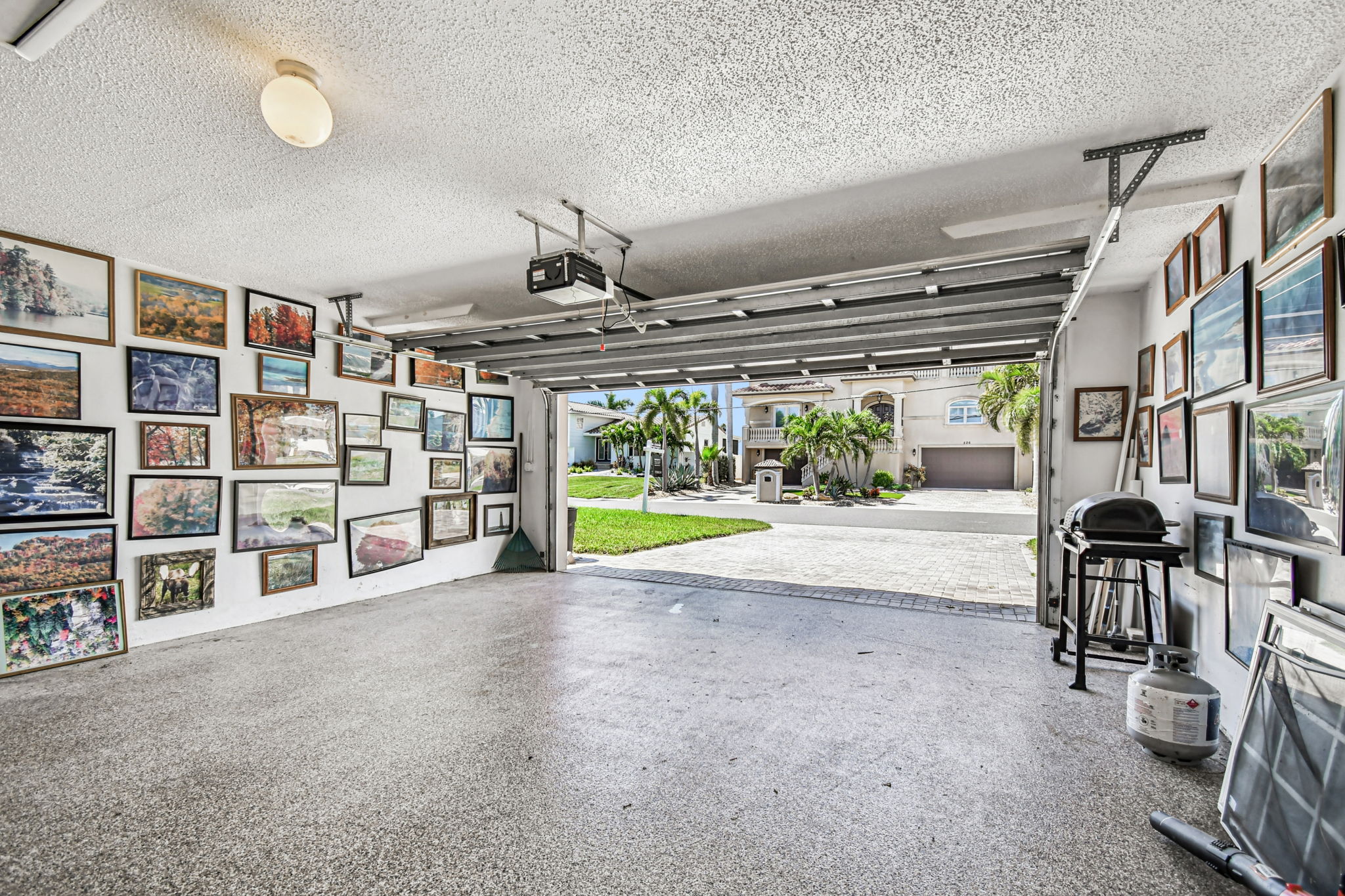 Madeira Beach, Florida, 33708, United States, 4 Bedrooms Bedrooms, ,2 BathroomsBathrooms,Residential,For Sale,2005483