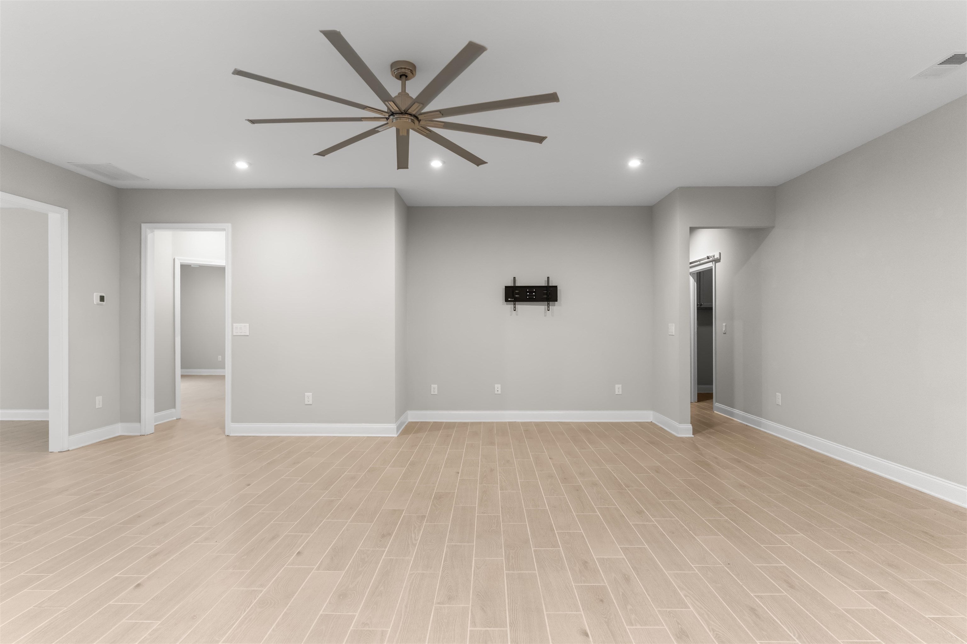 Greensboro, Georgia, 30642, United States, 3 Bedrooms Bedrooms, ,4 BathroomsBathrooms,Residential,For Sale,1705219