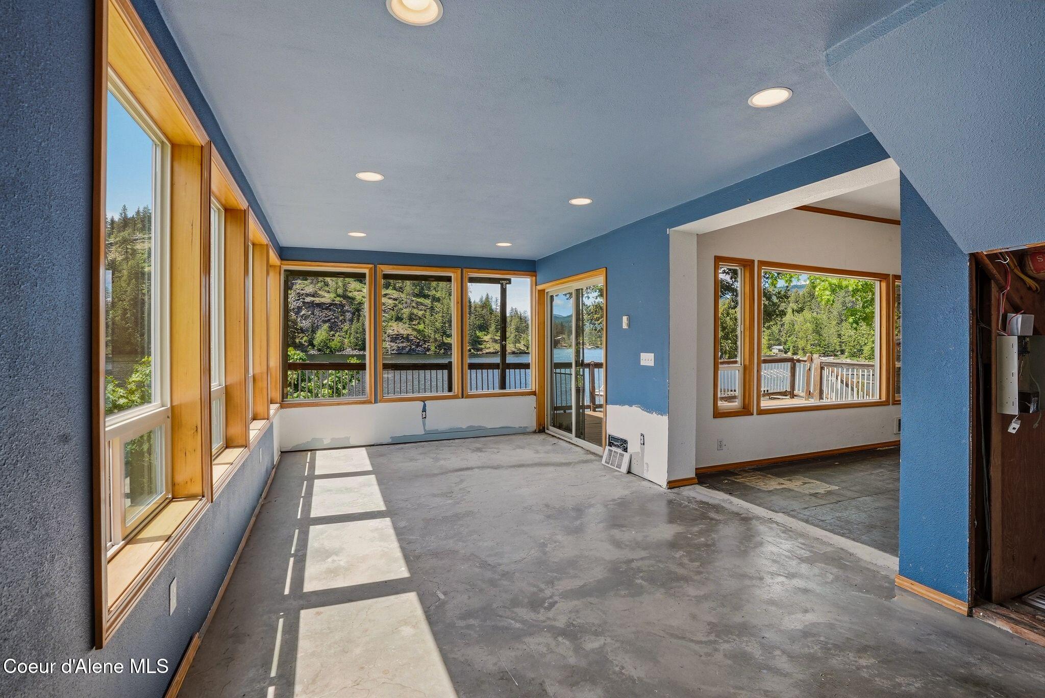Rathdrum, Idaho, 83858, United States, 2 Bedrooms Bedrooms, ,1 BathroomBathrooms,Residential,For Sale,2049182