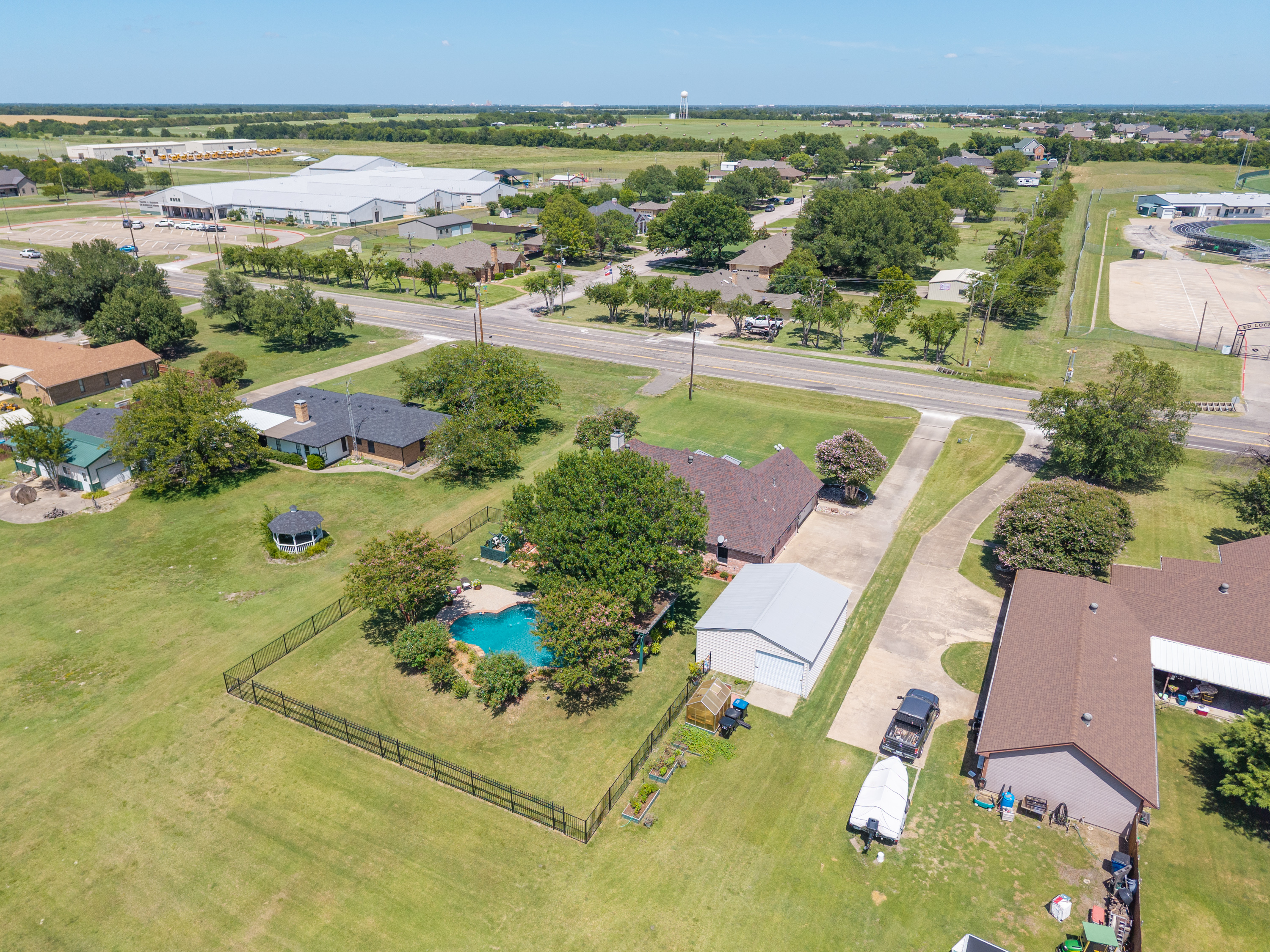 Caddo Mills, Texas, 75135, United States, 4 Bedrooms Bedrooms, ,3 BathroomsBathrooms,Residential,For Sale,2006415